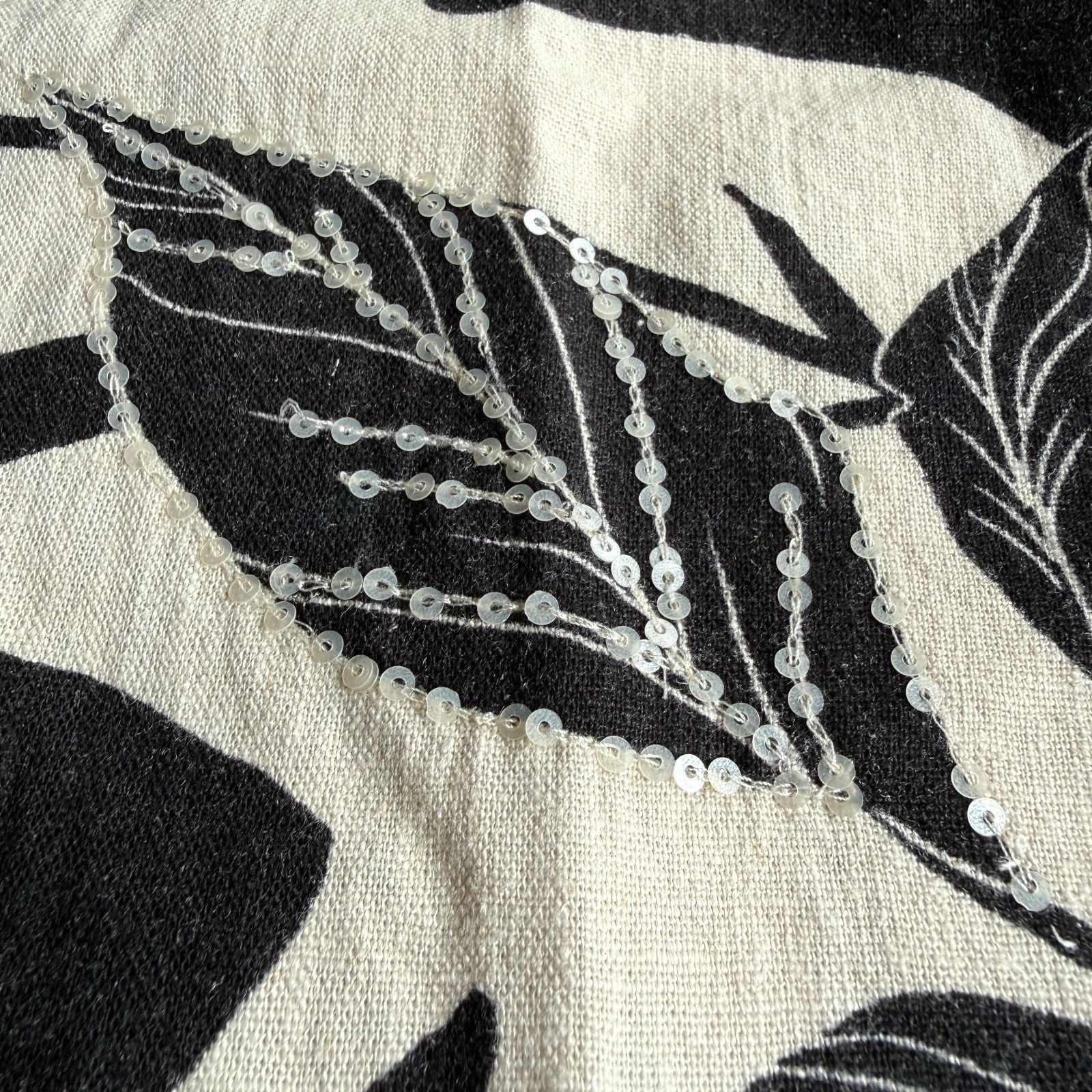 Abercrombie & Fitch Abercrombie & Fitch Summer Linen Black Floral Shirt Size US M / EU 48-50 / 2 - 2 Thumbnail