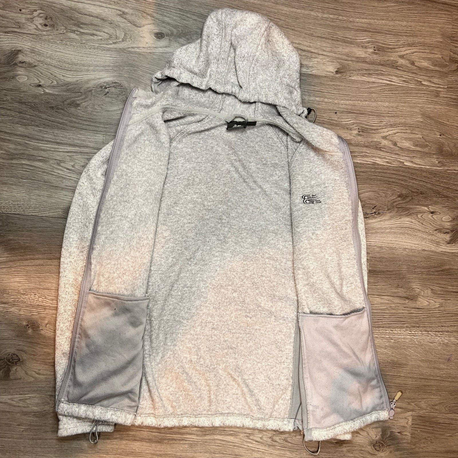New Balance New Balance Women's Hooded Jacket Sz XL knit Gray Size XL / US 12-14 / IT 48-50 - 4 Thumbnail
