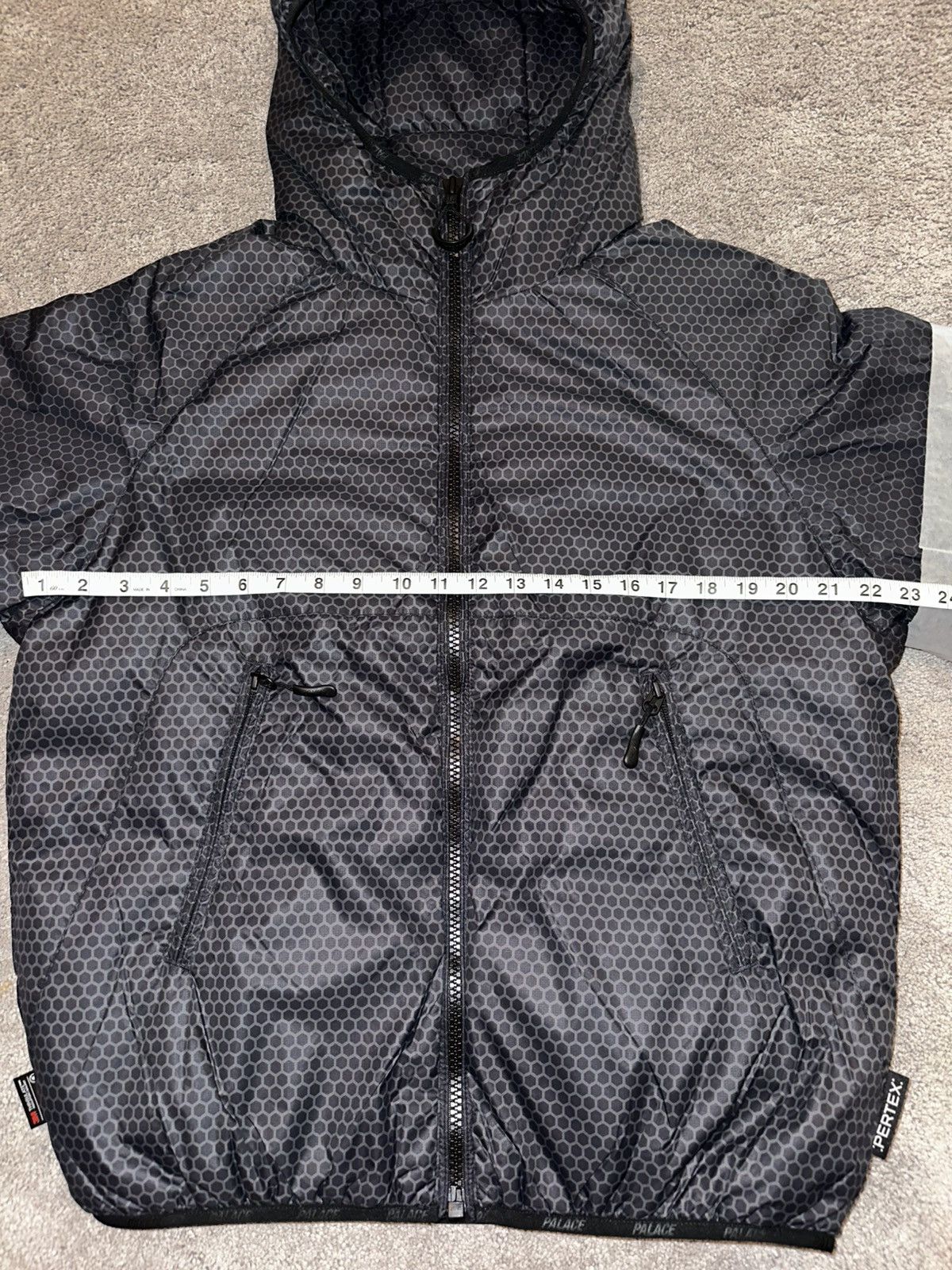 Palace Palace Hexagon Pertex Quilted Jacket Size US S / EU 44-46 / 1 - 4 Thumbnail