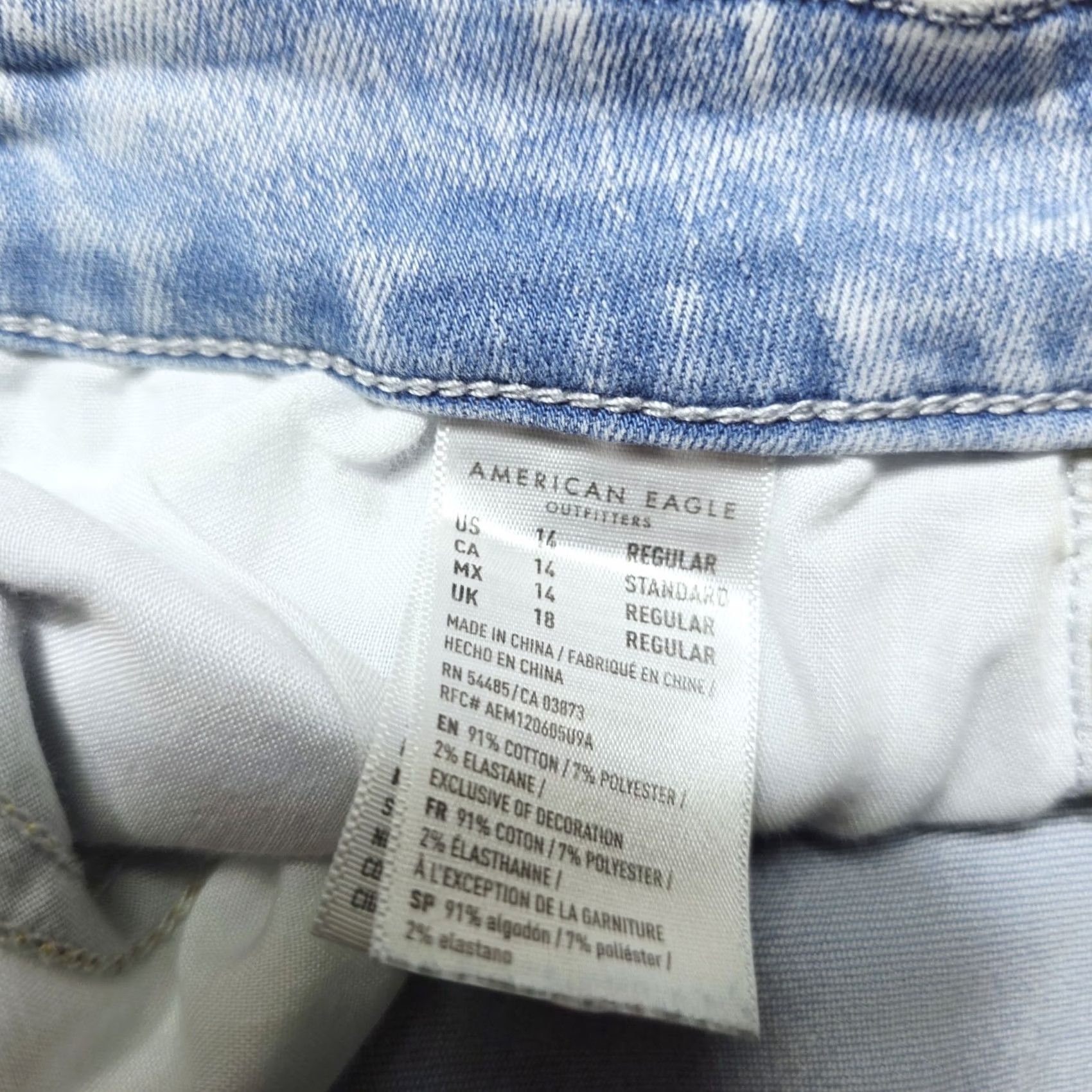 American Eagle Outfitters American Eagle AE Next Level Stretch Curvy Hi-Rise Distressed Jeans Size 14 Women Straight Blue 28in Inseam Regular 24 in Waist Stretch Jeans Size 36" / US 14 / IT 50 - 4 Thumbnail