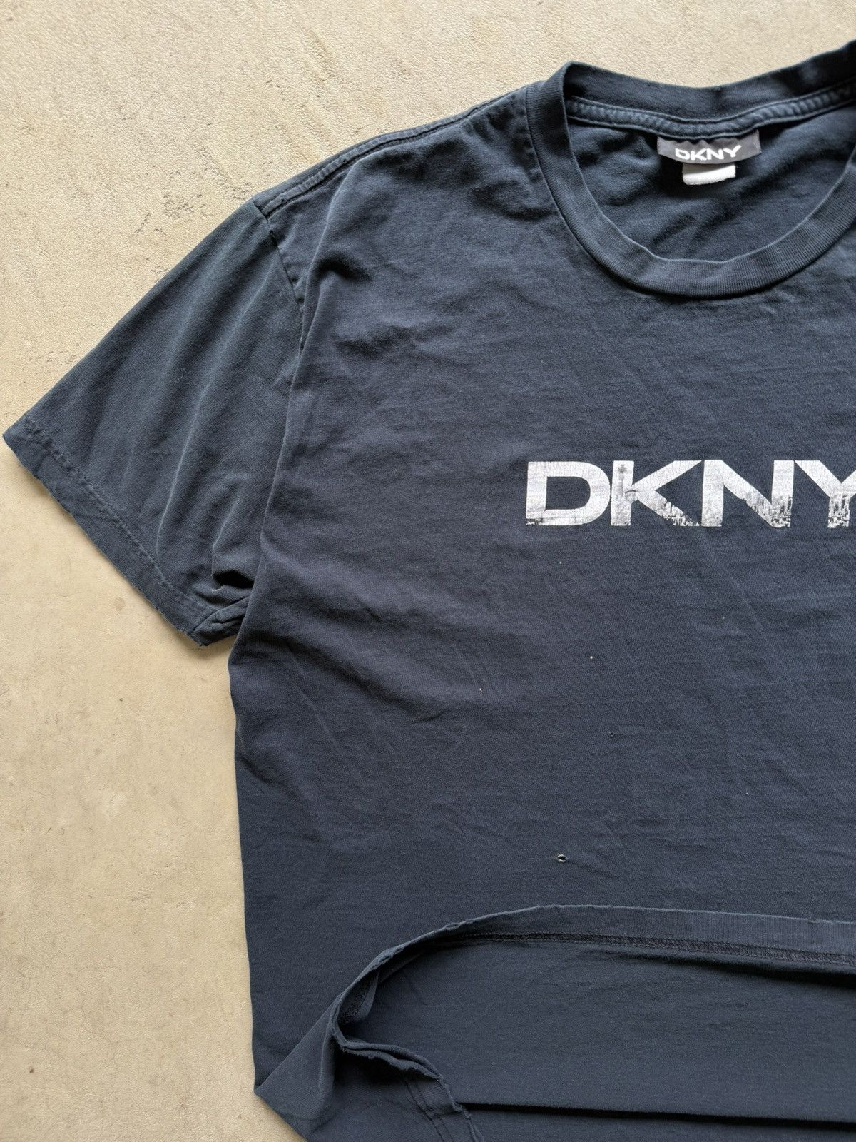 DKNY Y2K Vintage DNKY Black Faded New York Logo Print Shirt Size US M / EU 48-50 / 2 - 5 Thumbnail