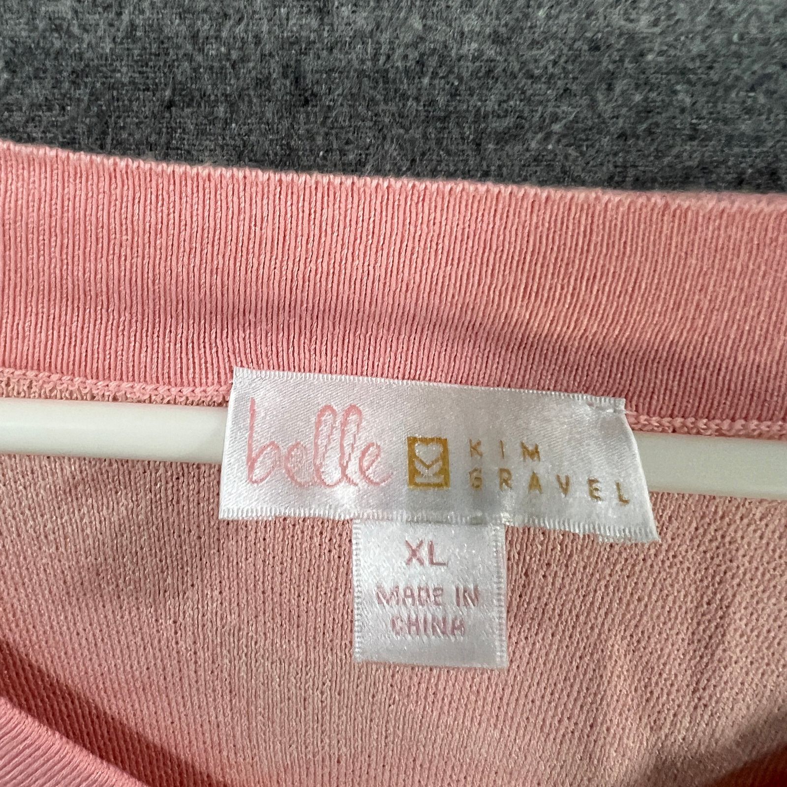 Other Belle by Kim Gravel Pastel Giraffe V-Neck Sweater Size XL / US 12-14 / IT 48-50 - 3 Thumbnail