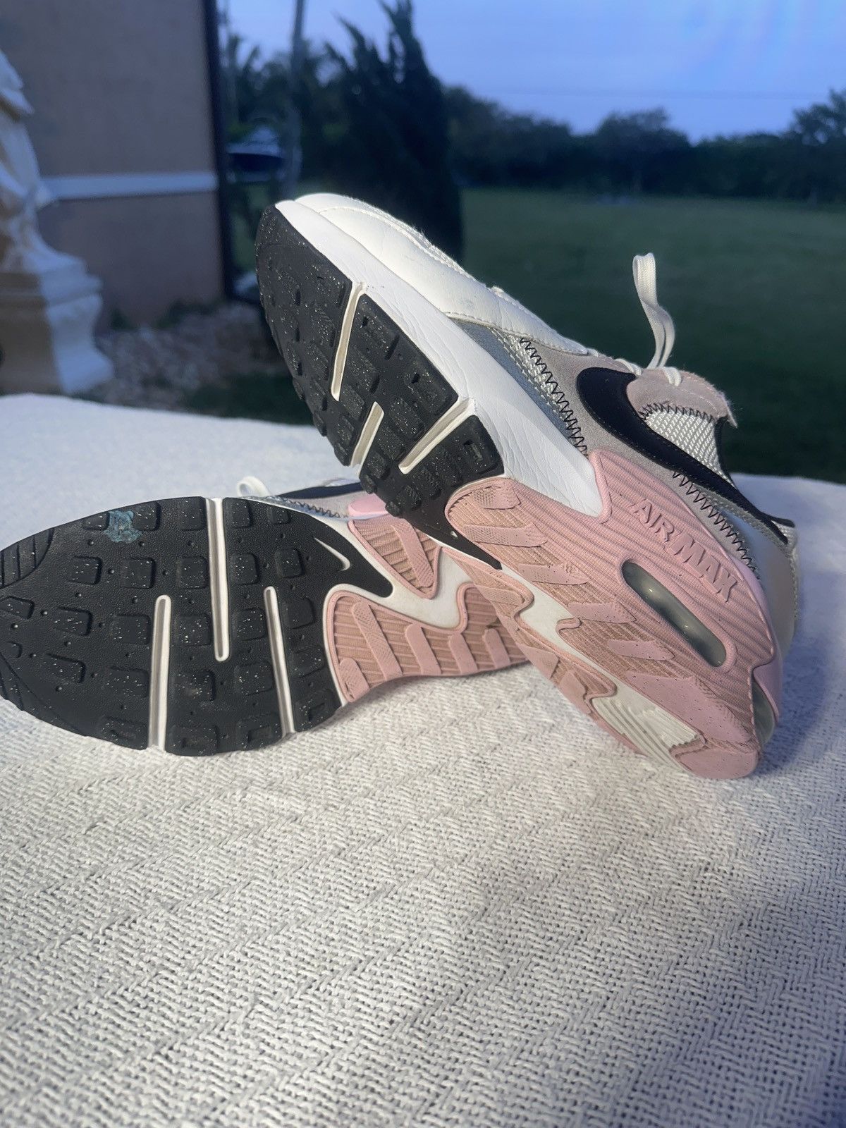 Nike Air Max Excee 'White Light Arctic Pink' Size US 8.5 / IT 38.5 - 8 Thumbnail