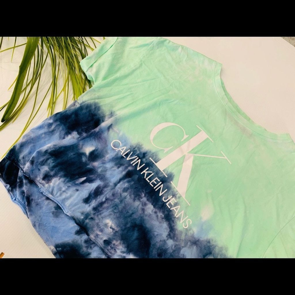 Calvin Klein Calvin Klein tie dye green/blue crop top size M Size L / US 10 / IT 46 - 2 Thumbnail