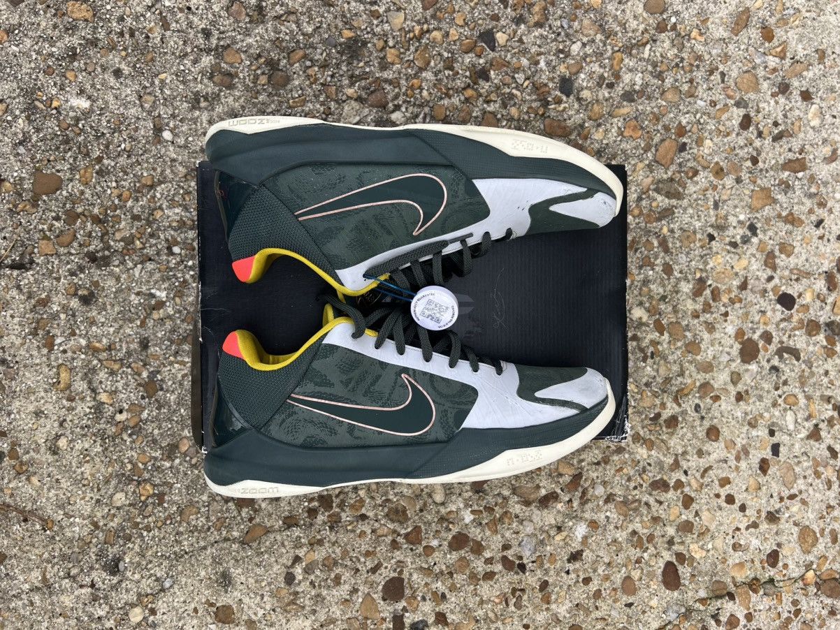 Nike Kobe 5 Protro EYBL Size US 11 / EU 44 - 5 Thumbnail