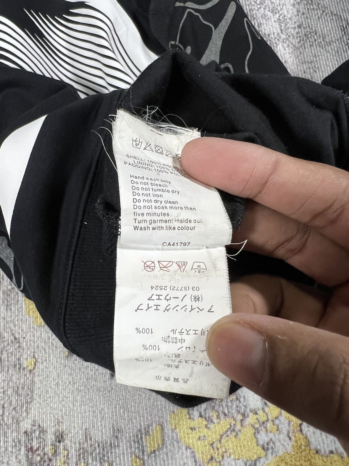 Aape Vtg Y2K Aape by Bathing Ape Sweatshirt Moon Face Full Prints Size L / US 10 / IT 46 - 15 Thumbnail