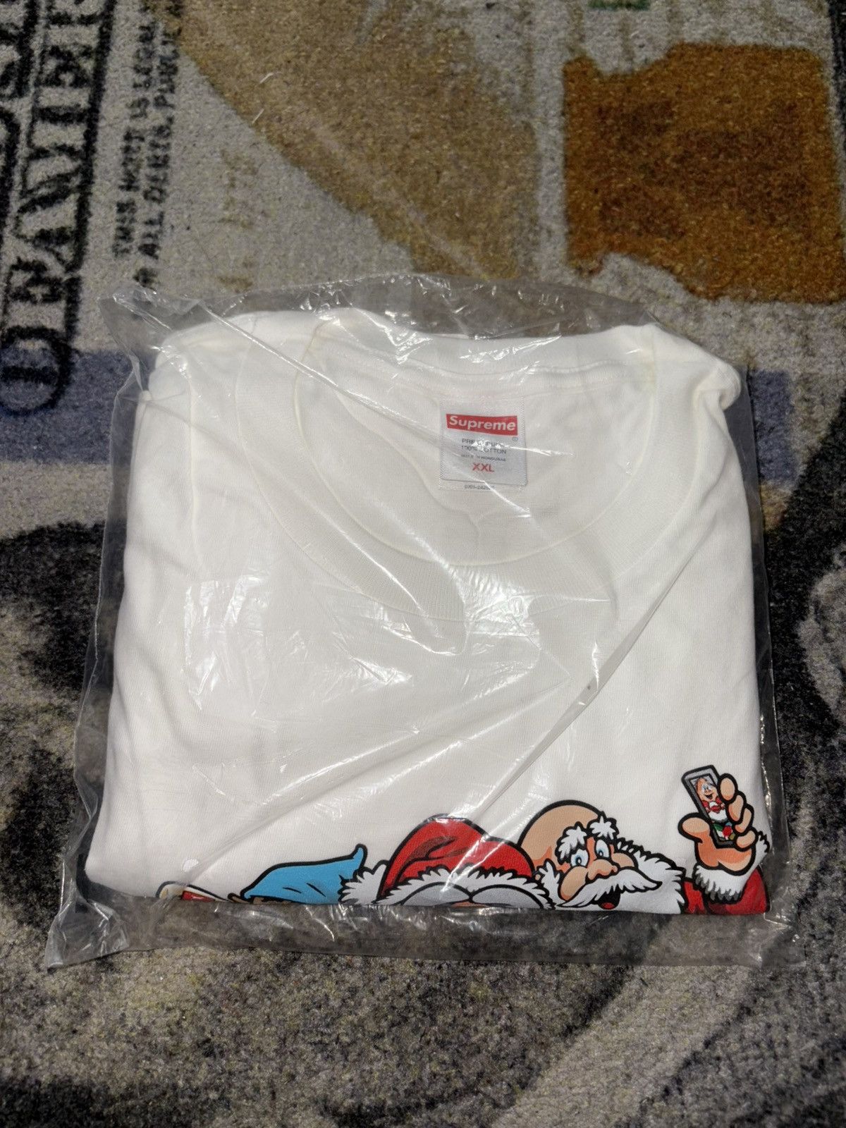 Supreme Supreme Naughty Santa T-Shirt White Size US XXL / EU 58 / 5 - 2 Thumbnail