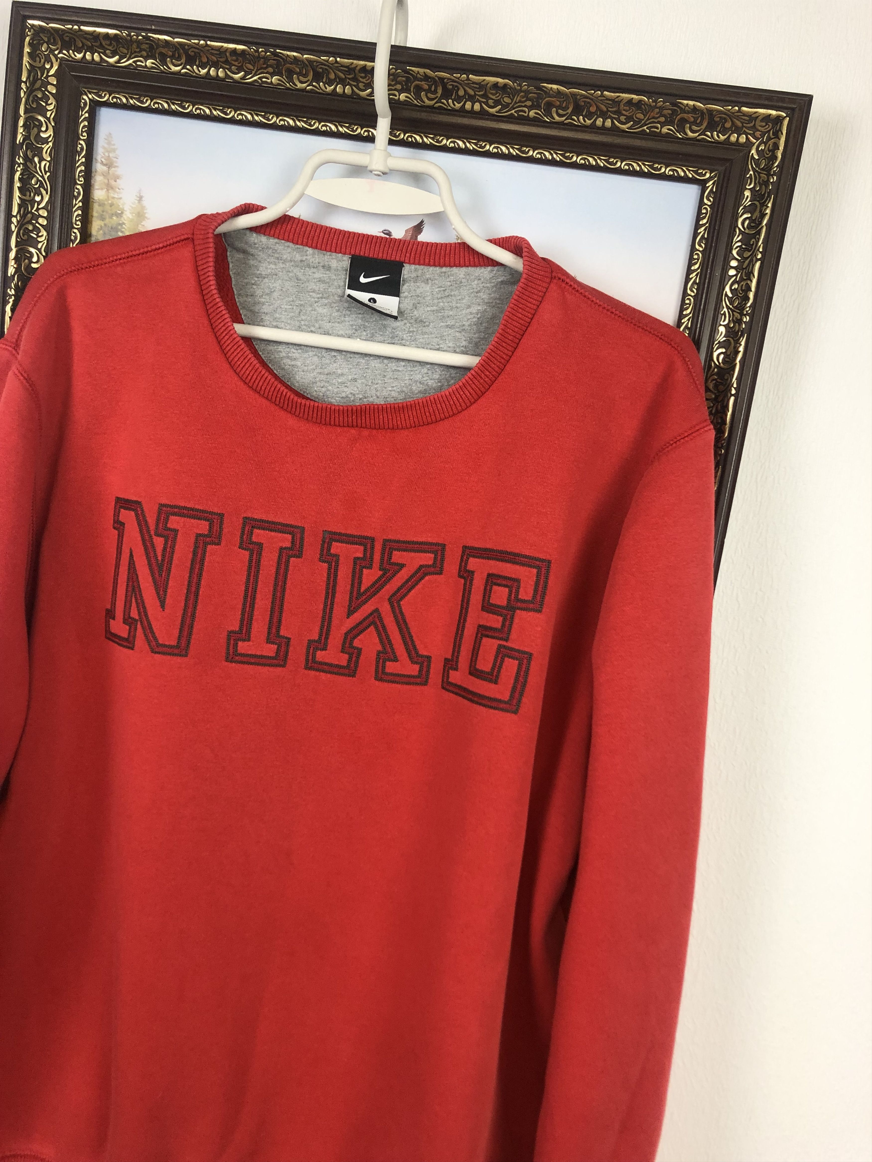 Vintage Vintage Nike Red Big Logo Sweatshirt Rare Hype Size US L / EU 52-54 / 3 - 4 Thumbnail