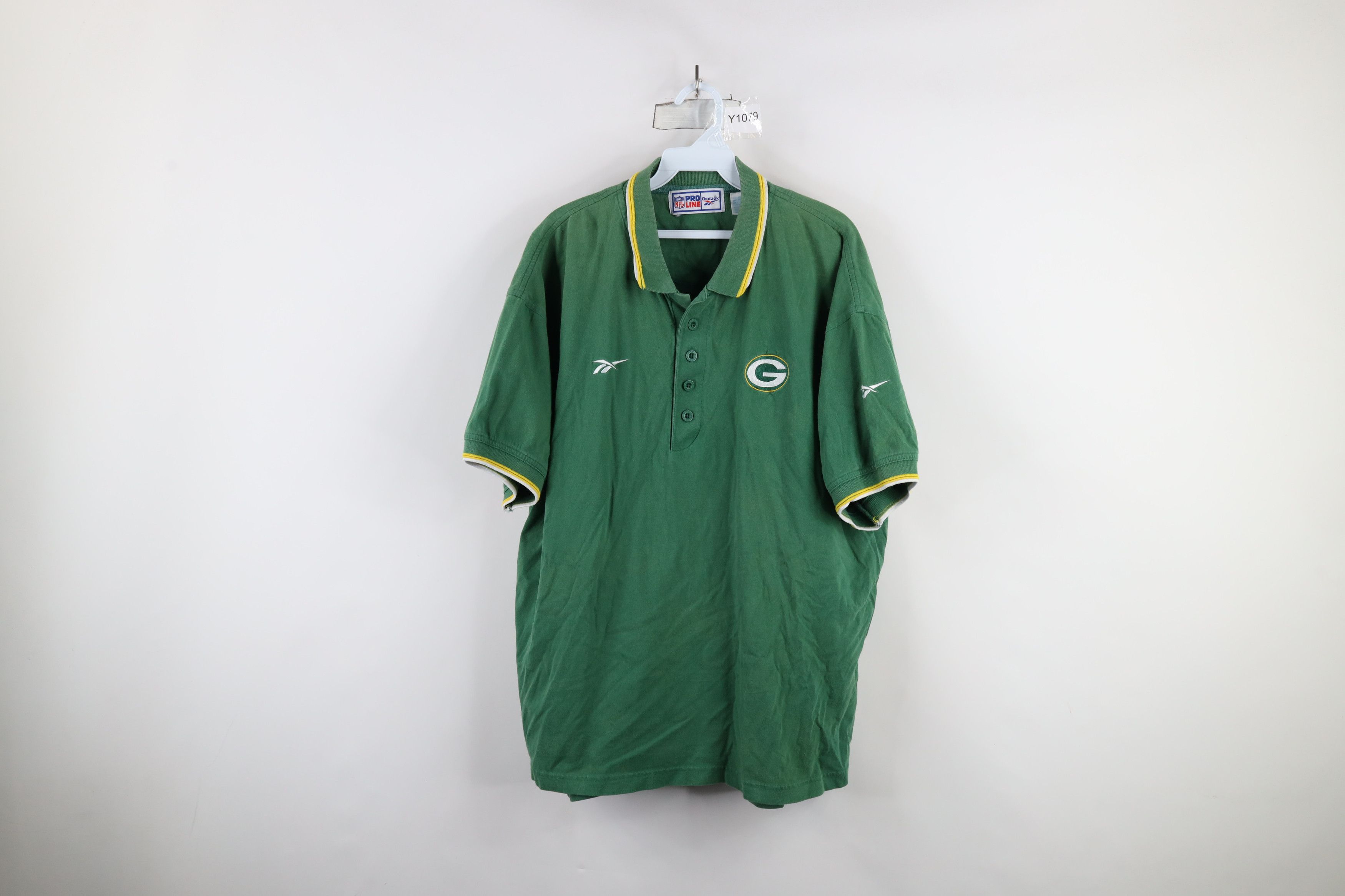 Reebok × Vintage Vintage 90s Reebok Green Bay Packers Football Polo Shirt Size US XL / EU 56 / 4 - 1 Thumbnail