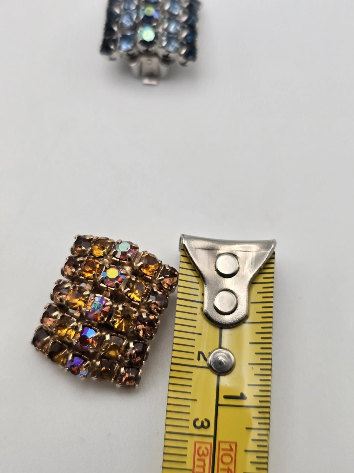 Al Wissam Lot 4 Weiss Clip-On Earrings Rhinestone AB Mod Size ONE SIZE - 3 Thumbnail