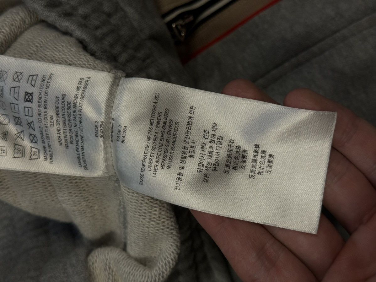 Burberry Burberry Sweatpants Size Medium Pre Owned 🧼 Size US 31 - 14 Thumbnail