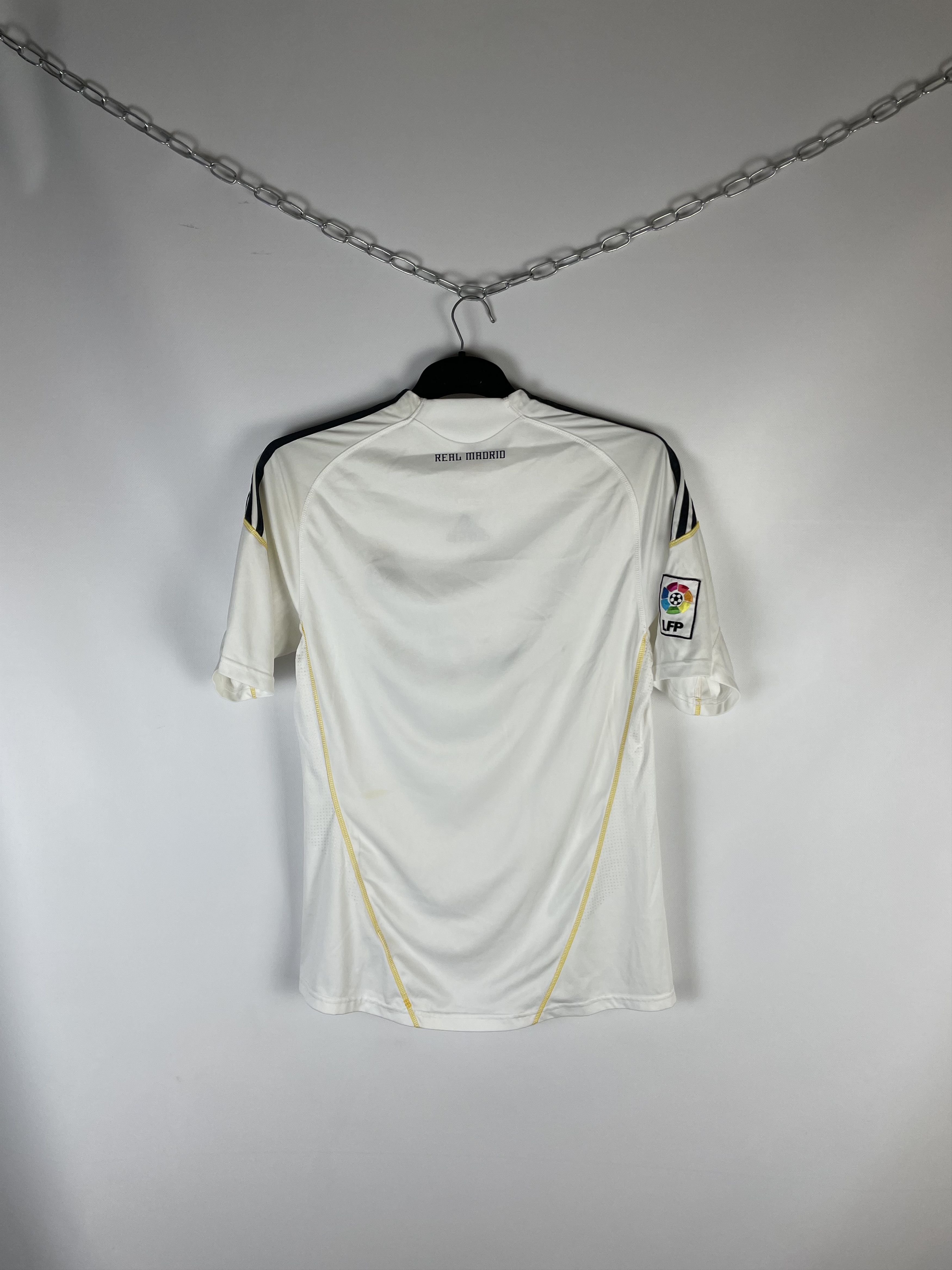 Adidas ADIDAS REAL MADRID FC 2009-2010,SOCCER JERSEY Size US M / EU 48-50 / 2 - 10 Thumbnail