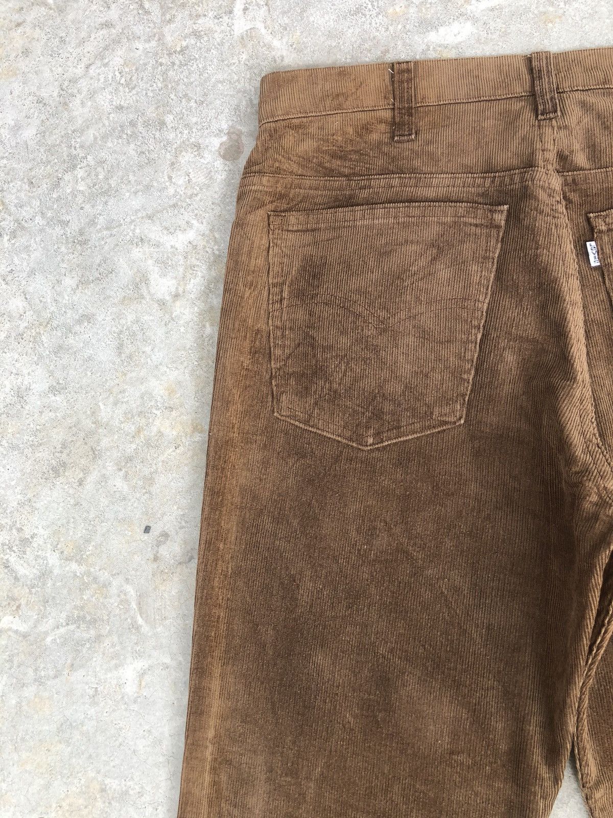 Vintage Vintage 80’s Levi’s Corduroy Pants Flared Jeans 517 Size US 32 / EU 48 - 9 Thumbnail
