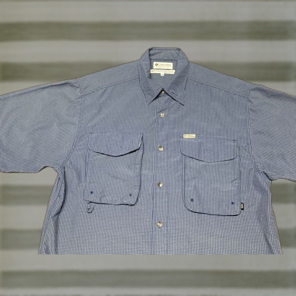 Vintage Columbia GRT Sportswear Mens Short Sleeve Button-Down Plaid Blue White MEDIUM Shirt Size US 31 - 1 Thumbnail