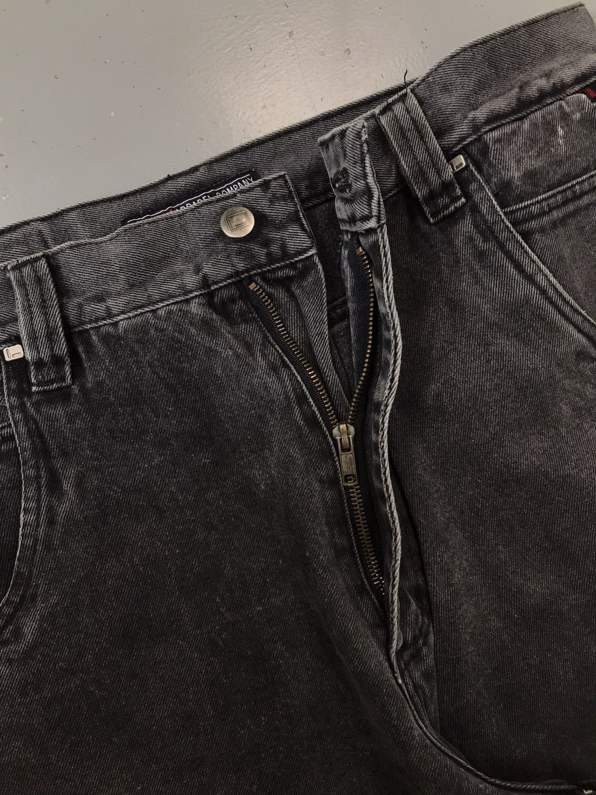 Fubu Vintage faded Fubu apparel company big pocket cargo denim Size US 38 / EU 54 - 7 Thumbnail