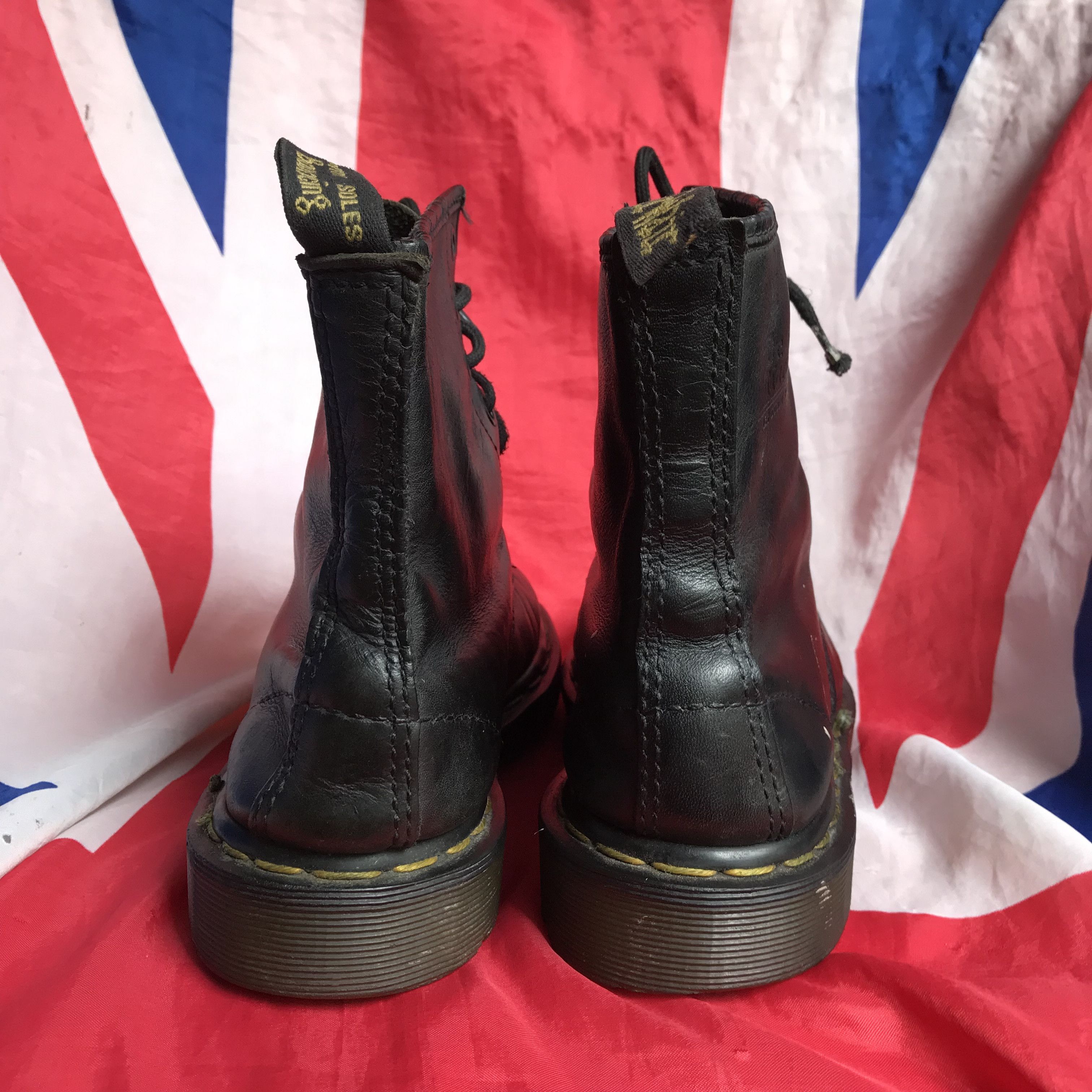 Dr. Martens Dr Martens docmart boots 1460 8 hole docmarts boot black Size US 5.5 / EU 38 - 3 Thumbnail