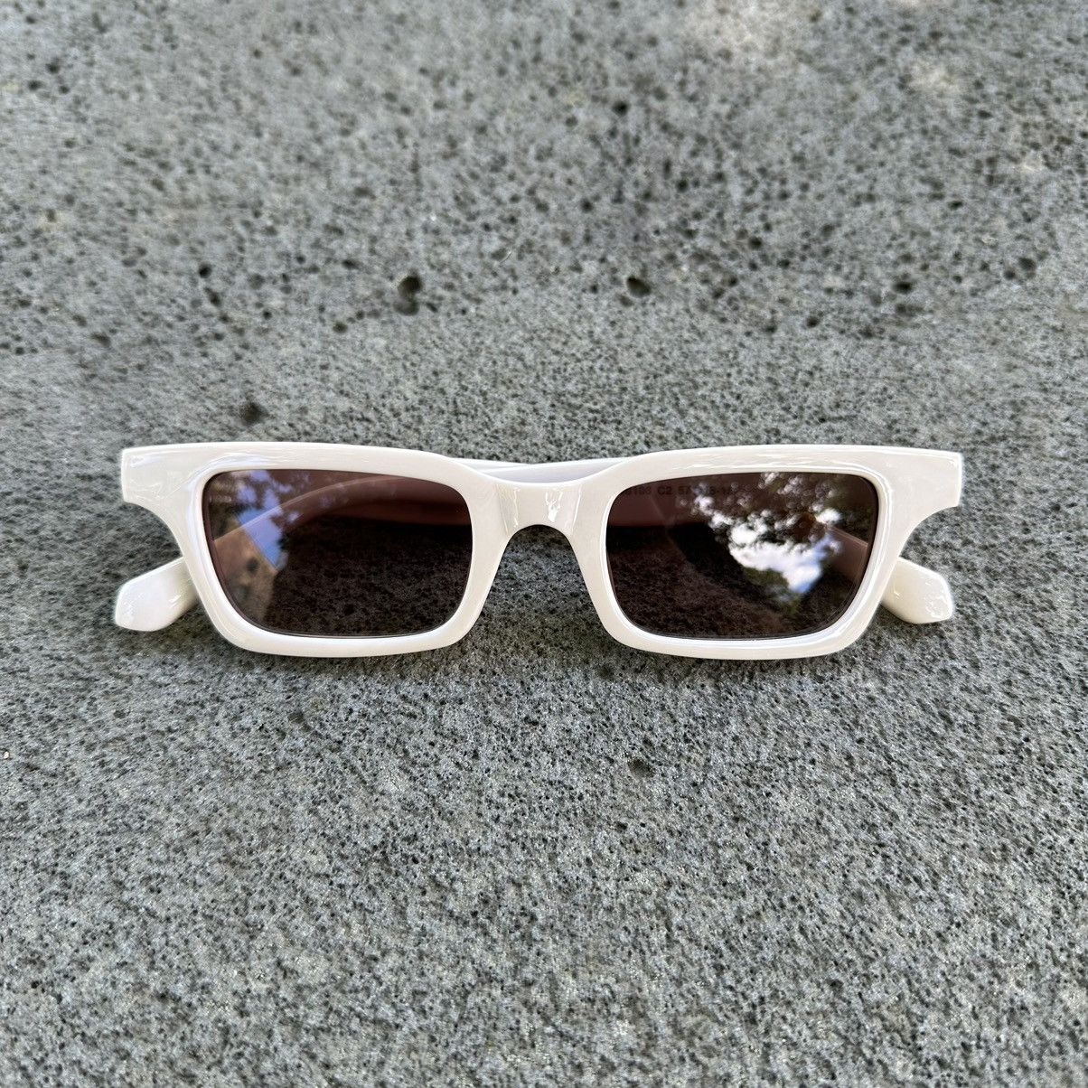 Other Y2K Unisex Sunglasses Retro Fashion Shades LE98106-03 Size ONE SIZE - 1 Thumbnail