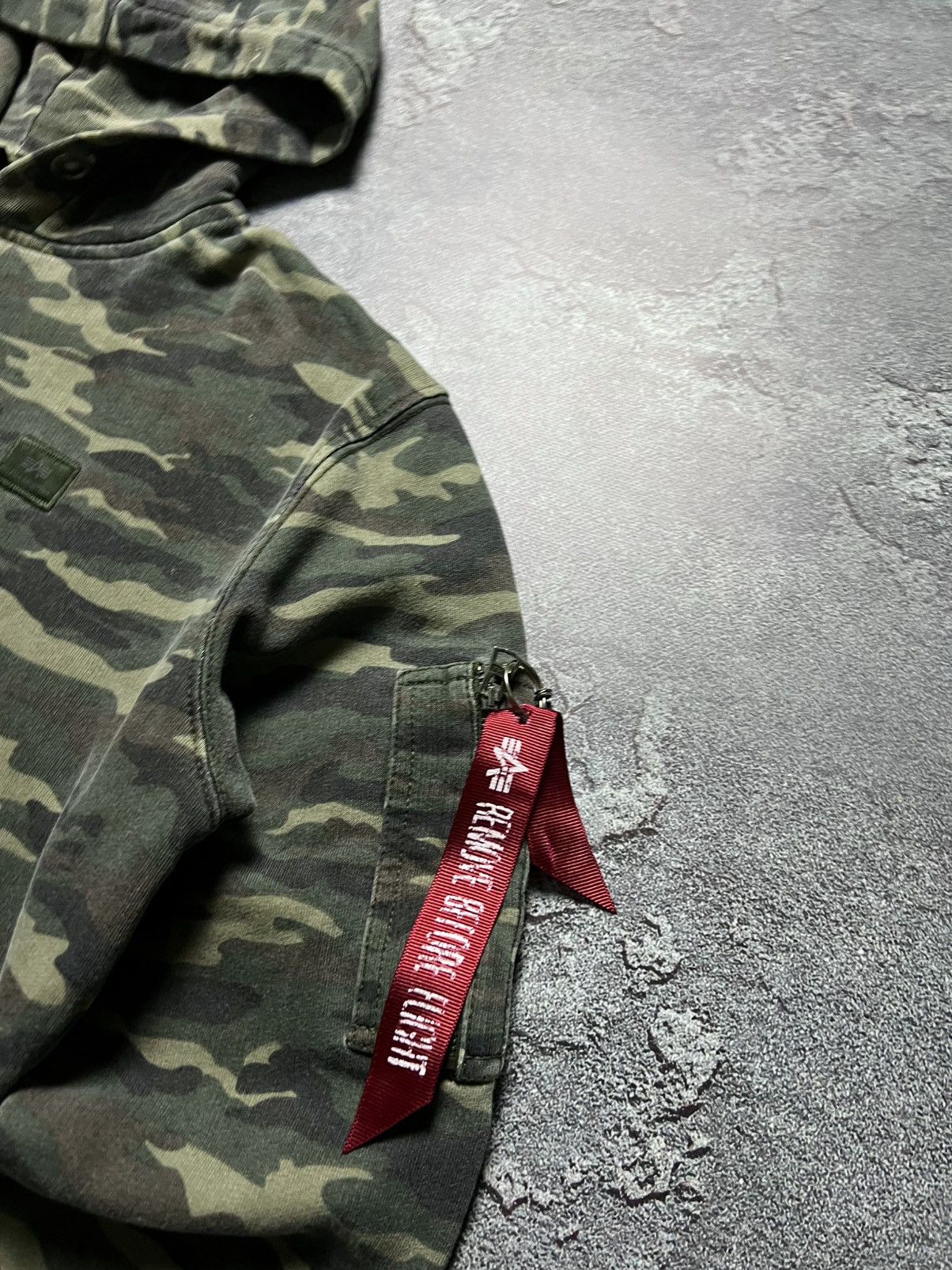 Alpha Industries Vintage Alpha Industries Camo Military Big Logo Hoodie M Size US M / EU 48-50 / 2 - 4 Thumbnail