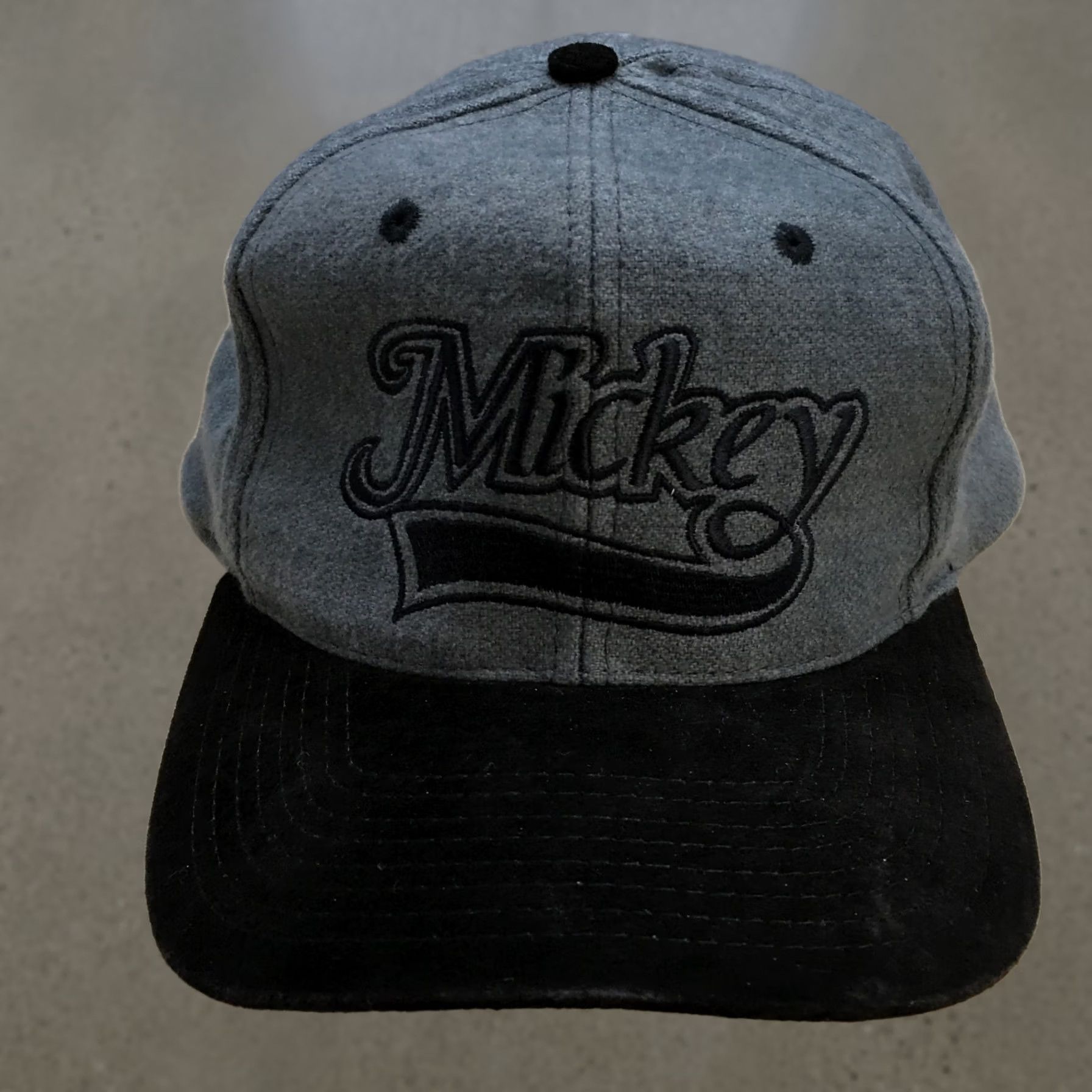 Vintage Goofys Mickey Mouse Hat Cap One Size Gray Adjustable Snapback Curved Brim Mens Size ONE SIZE - 1 Thumbnail