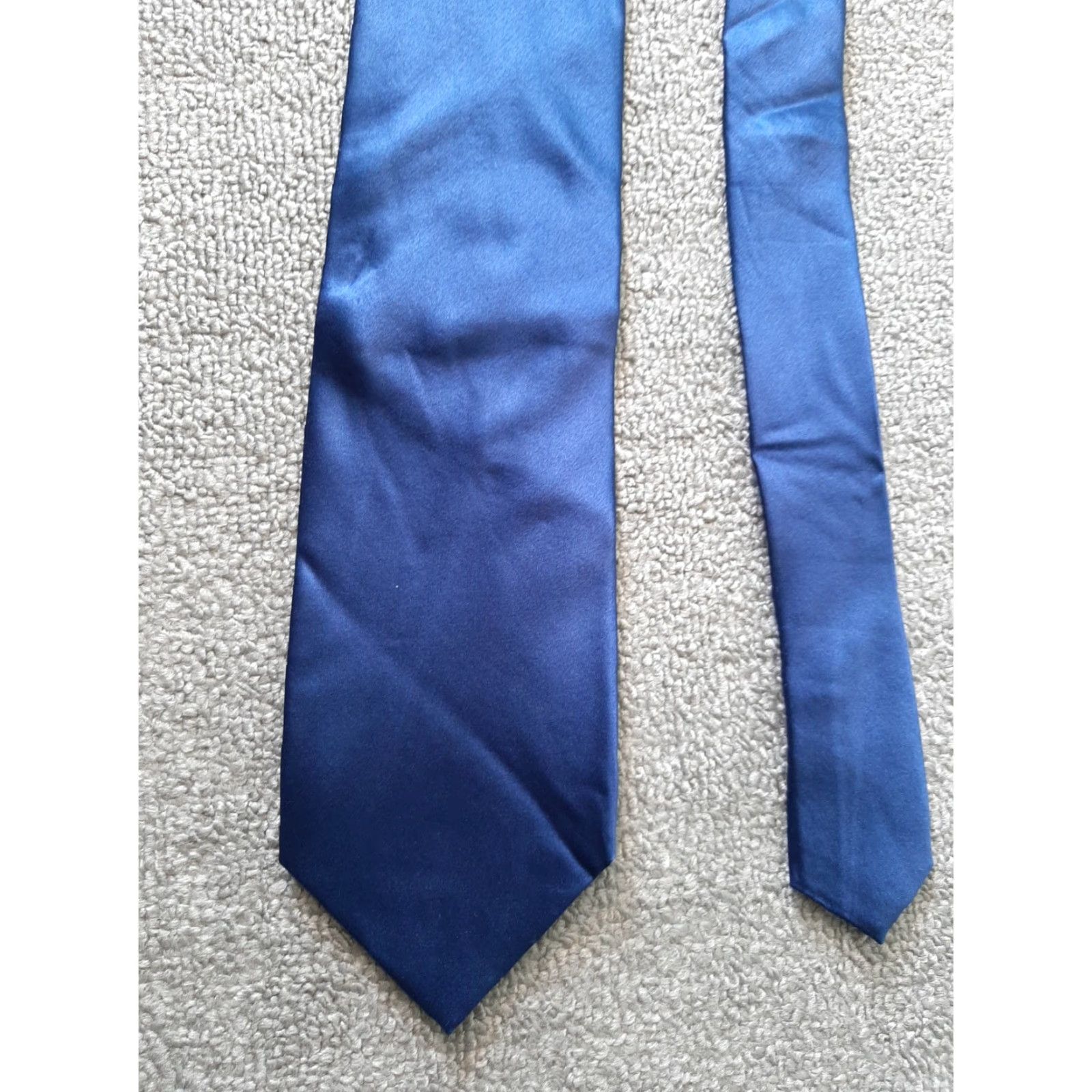 Geoffrey Beene Geoffrey Beene Mens Tie Adult Blue Geometric 100% Silk Metallic Tied Modern Pointed Wide Pattern Color Blue Size ONE SIZE - 2 Thumbnail