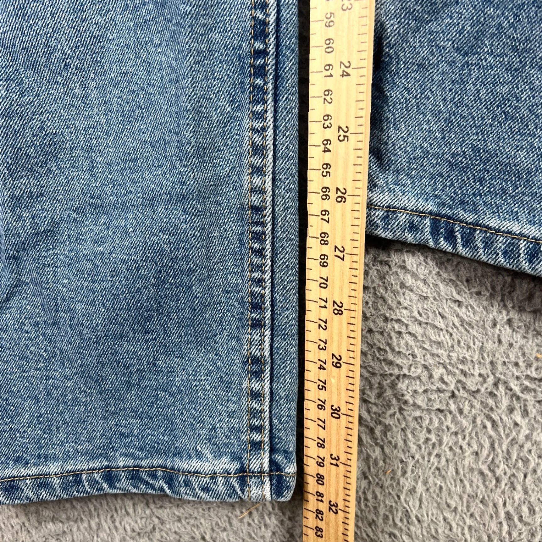 Wrangler VINTAGE Wrangler Jeans 34x32 Light Wash Y2K Western Jeans Men 5-Pocket Denim Cotton Blue Straight Regular Size 34 Inseam 32 Size US 34 / EU 50 - 3 Thumbnail