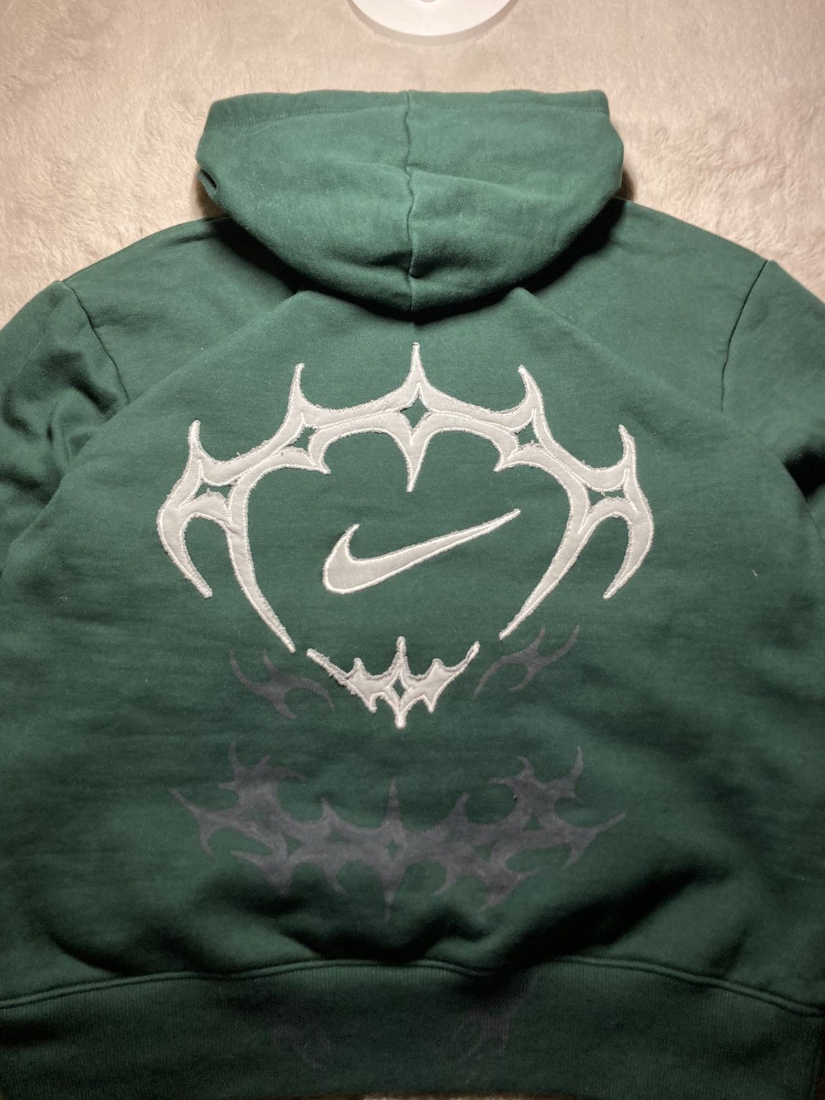 Nike × Vintage ⛩️nike hoodie custom fleece vintage y2k center big logo Size US M / EU 48-50 / 2 - 1 Thumbnail