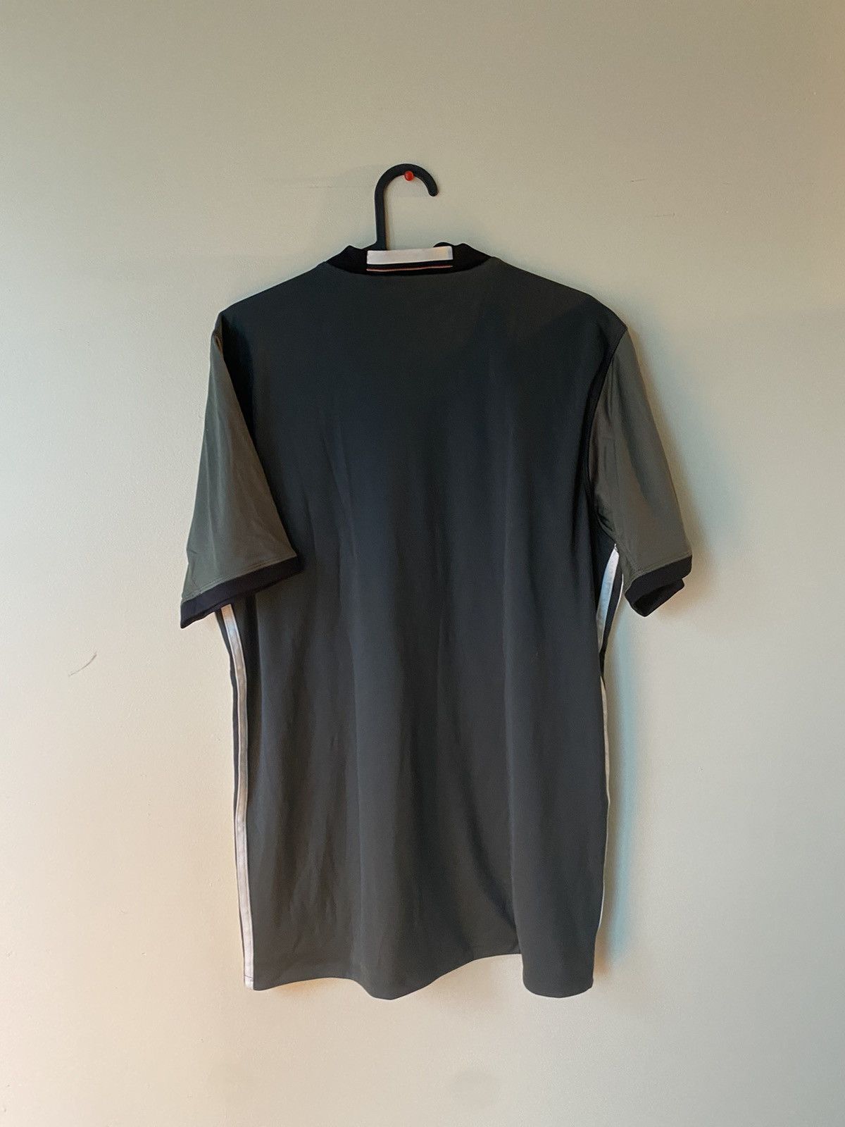 Adidas Germany 2014 World Cup Winner Jersey (Reversible) Size US M / EU 48-50 / 2 - 4 Thumbnail