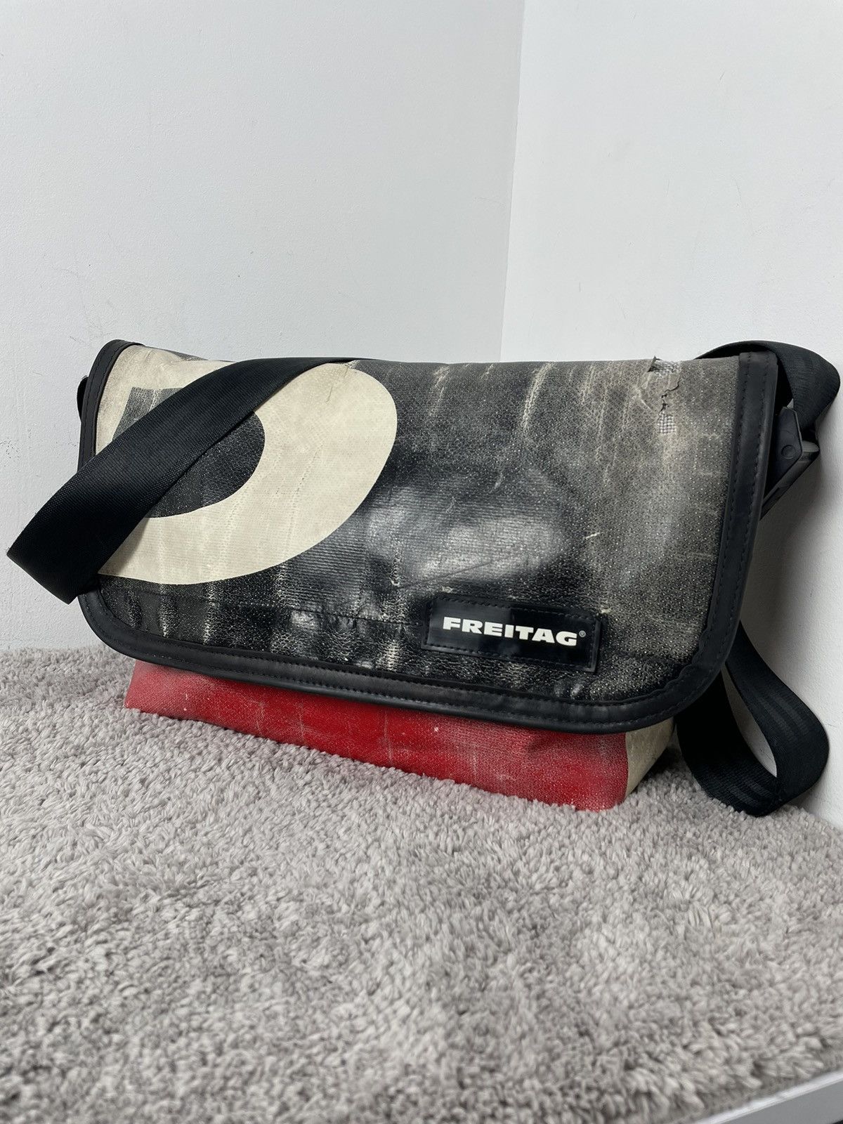 Freitag × Japanese Brand Freitag Recycled Messenger Crossbody Bag Size ONE SIZE - 2 Thumbnail