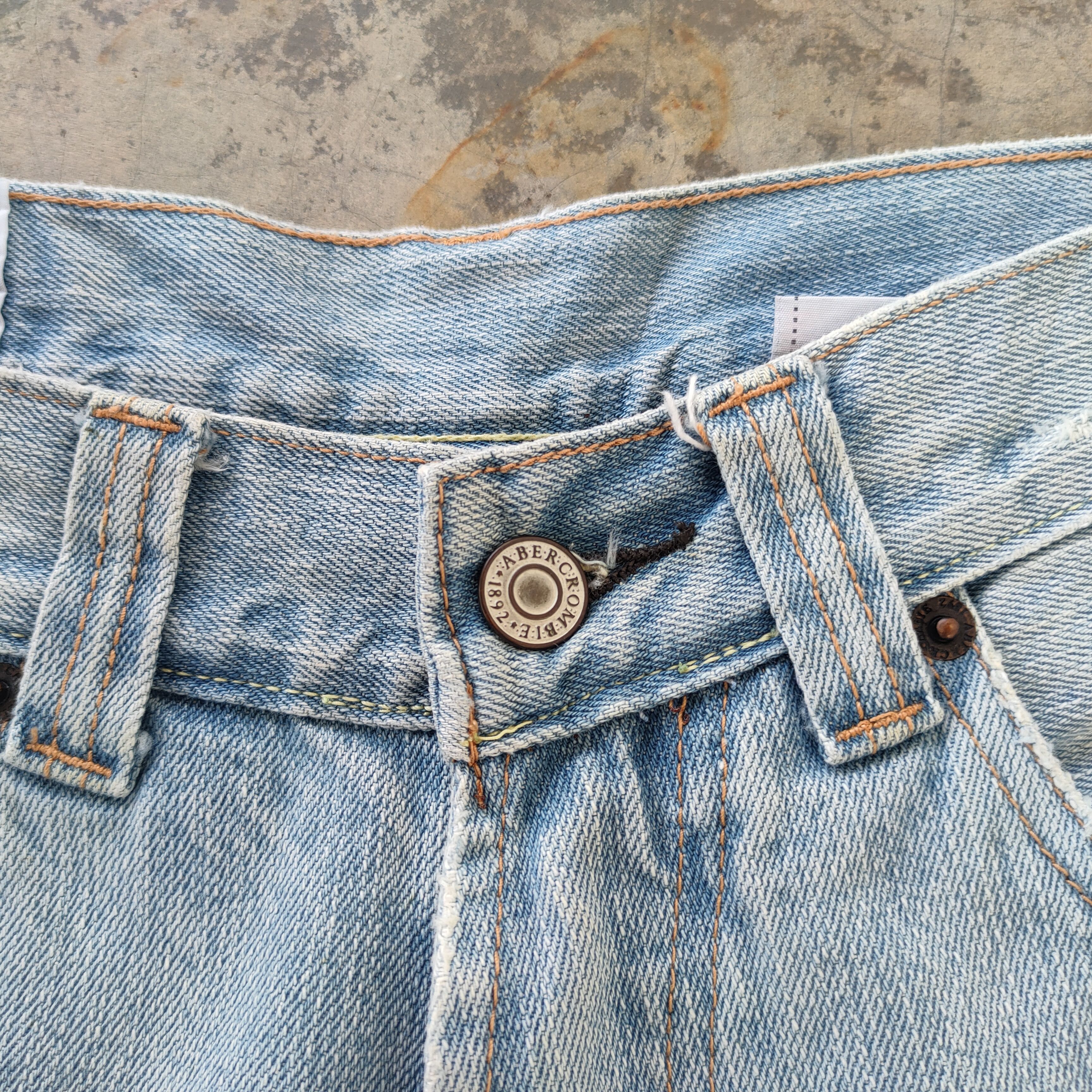 Abercrombie & Fitch W32 VINTAGE BOOTCUT FLARE FADED RIPPED JEANS PANTS Size US 32 / EU 48 - 5 Thumbnail