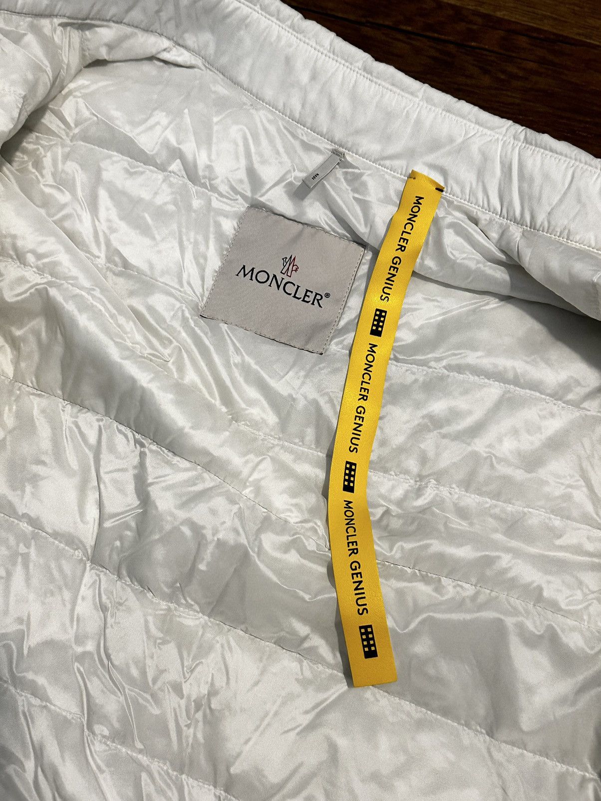 Moncler Moncler Lightweight Jacket Long Sleeve White Size US S / EU 44-46 / 1 - 4 Thumbnail