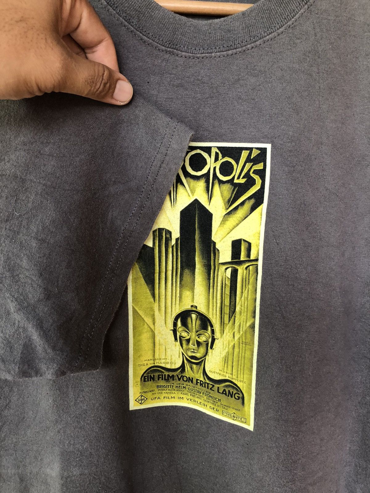 Vintage Vtg Metropolis Movie 1972 German Science-fiction Shirt Tee Size US L / EU 52-54 / 3 - 4 Thumbnail