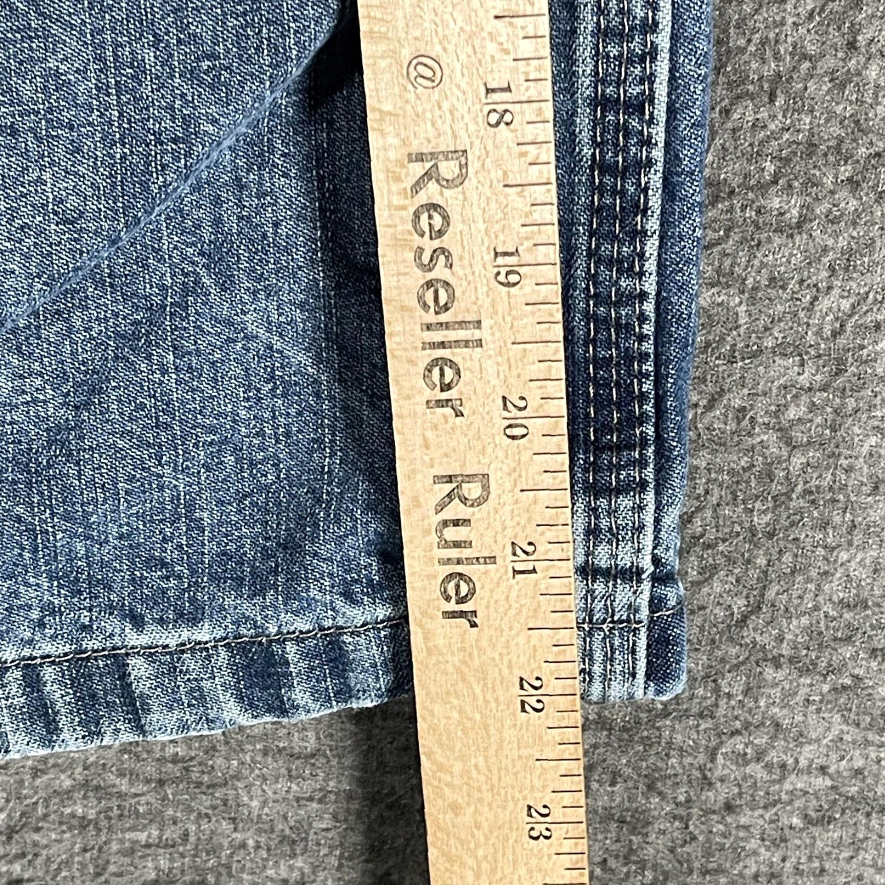 Wrangler VINTAGE Wrangler Authentics Cargo Shorts Mens 40 Blue Denim Relaxed Fit Y2K Baggy Size US 40 / EU 56 - 7 Thumbnail