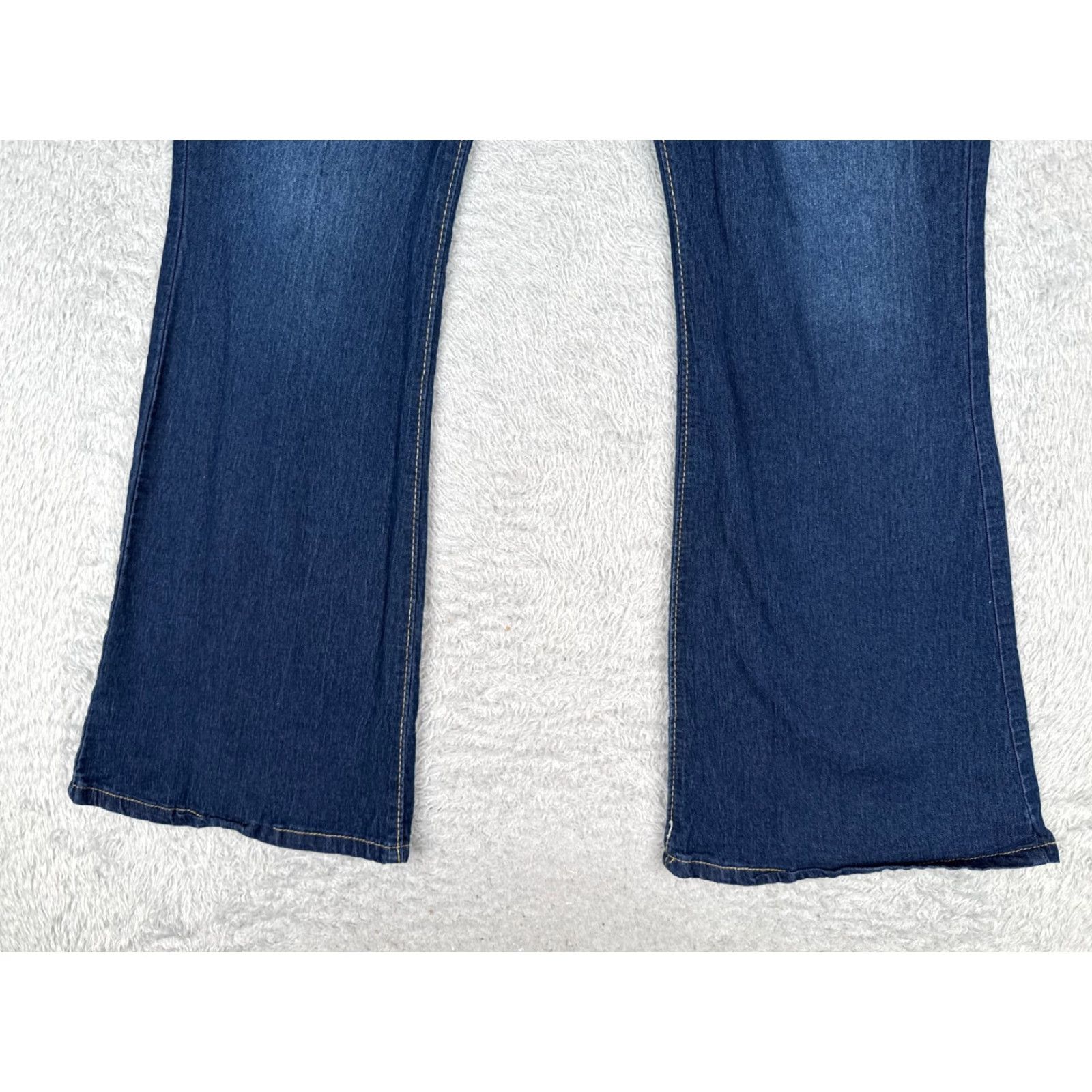 Vintage Womens Jeans 32 Blue Denim Flared High Rise Button Fly 32x28 Dark Wash Cotton Size 24" / US 00 / IT 34 - 2 Thumbnail