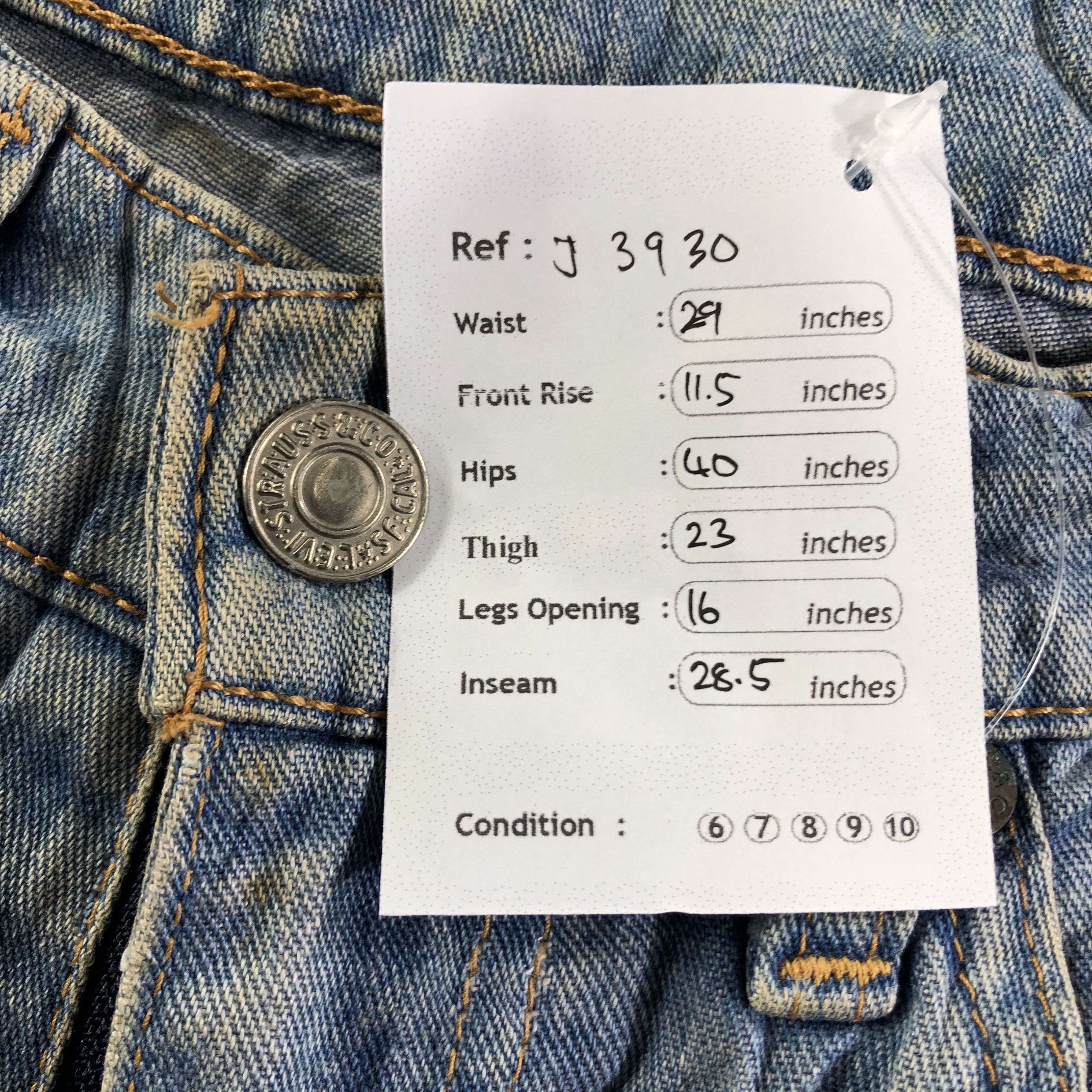 Levi's Vintage Blue Wash Levis 520 Jeans-J3930 Size US 29 - 12 Thumbnail