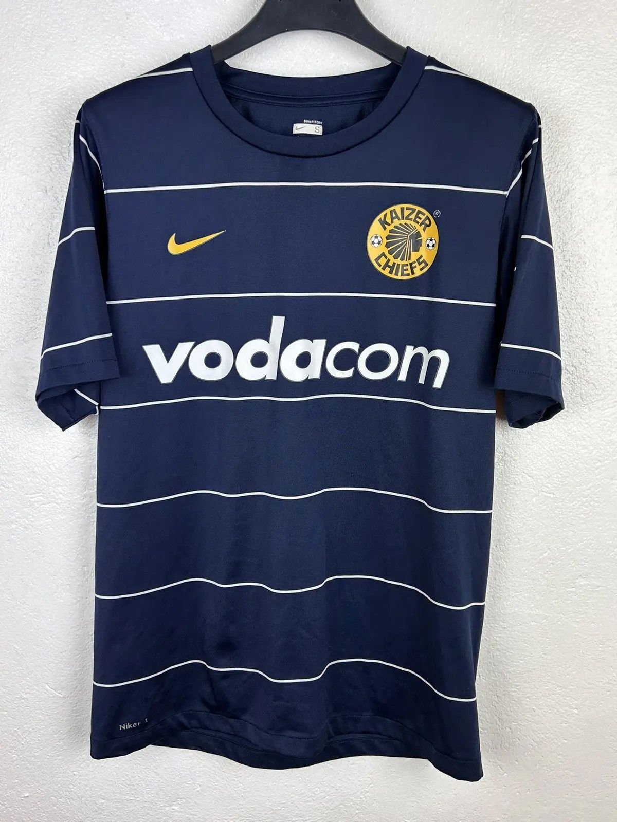 Nike 00s Vintage Nike Kaizer Chiefs Third Kit Soccer Jersey Size US S / EU 44-46 / 1 - 1 Thumbnail