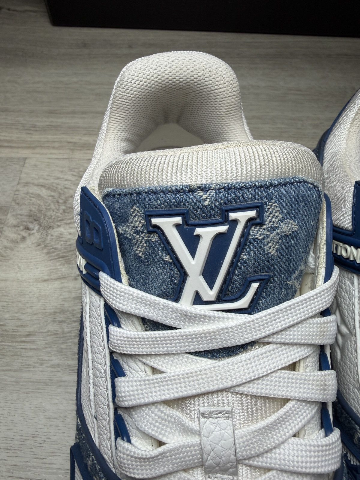 Louis Vuitton Louis Vuitton Trainer Blue Denim Size US 6.5 / EU 39-40 - 7 Thumbnail
