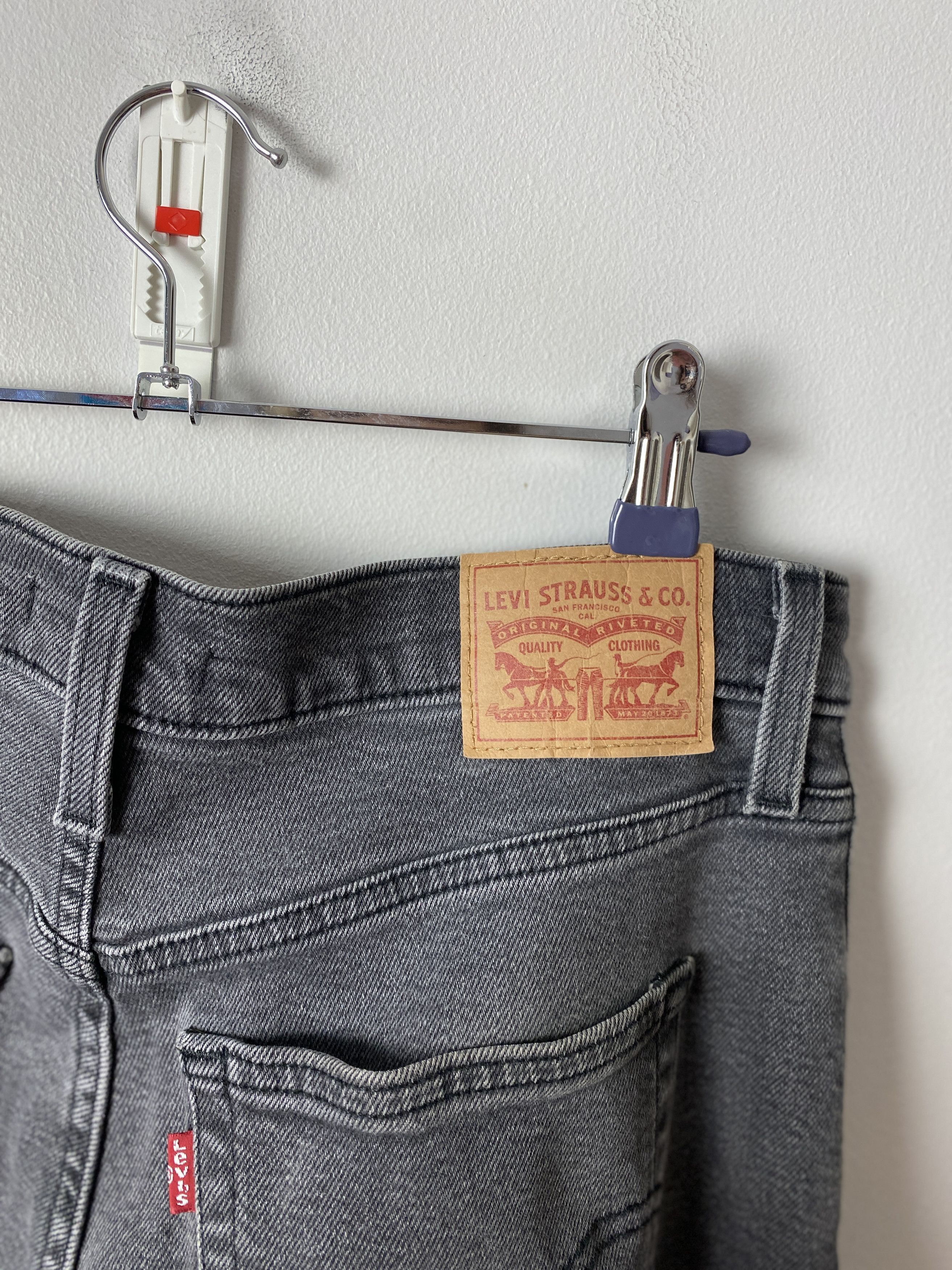 Levi's Levi's High Waist Mom Jean jeans denim pants Size 31" - 4 Thumbnail