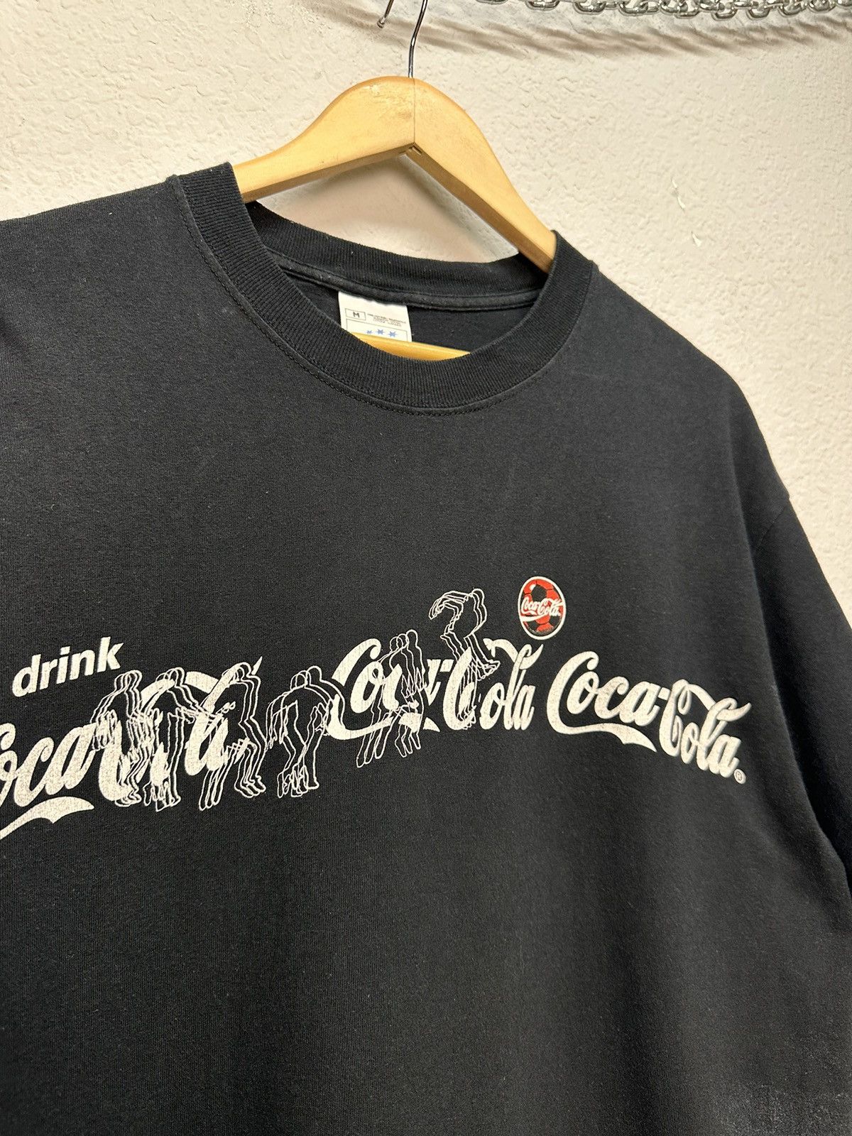 Other Vintage Usa Coca Cola Y2k Distressed Faded opium Red T-shirt Size US M / EU 48-50 / 2 - 7 Thumbnail
