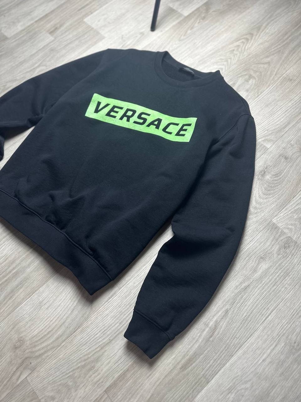 Versace Gianni Versace Black Sweatshirt Green Big Logo Size US L / EU 52-54 / 3 - 3 Thumbnail