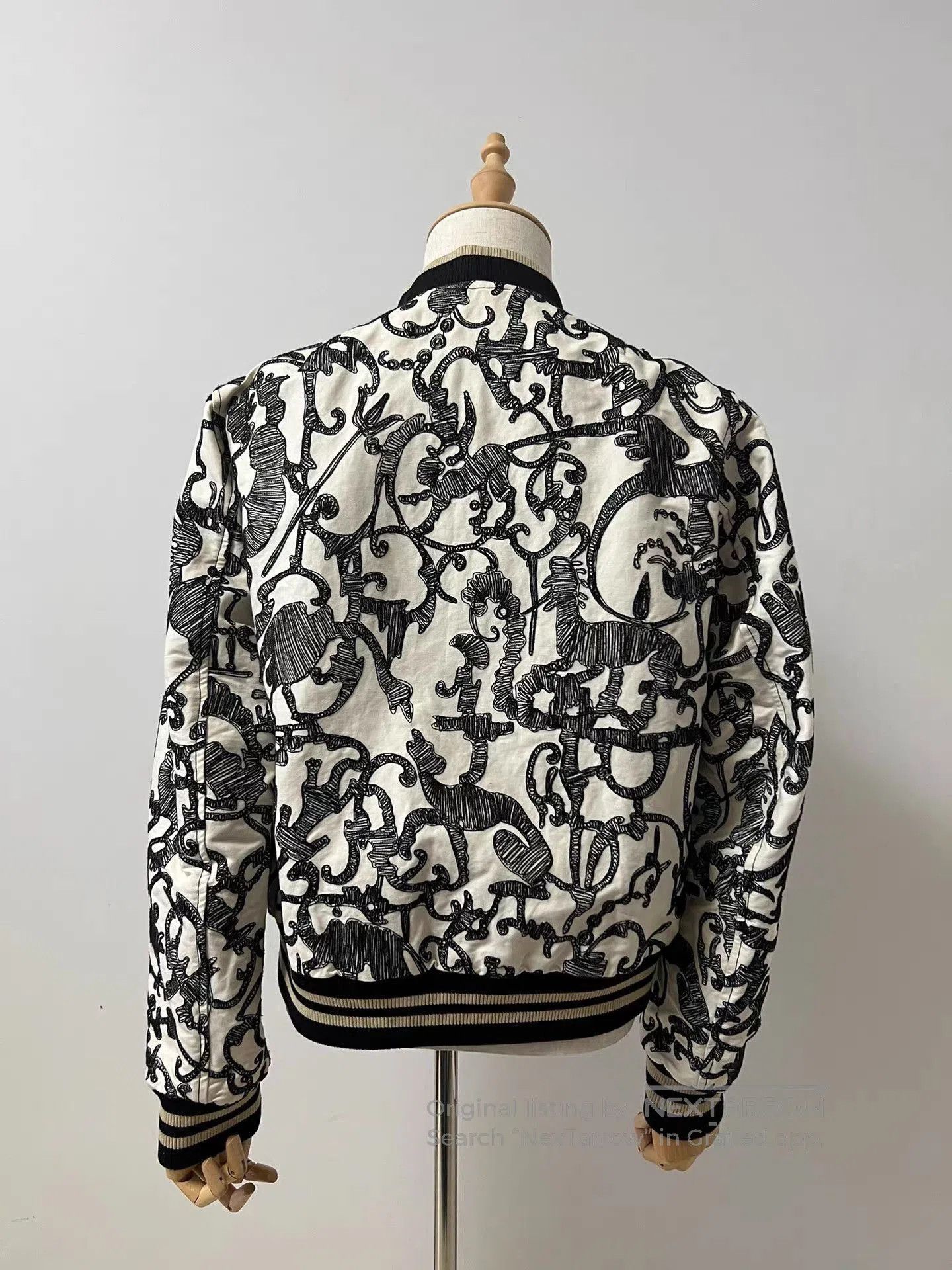 Dries Van Noten White Printed Bomber Jacket. Size US M / EU 48-50 / 2 - 5 Thumbnail