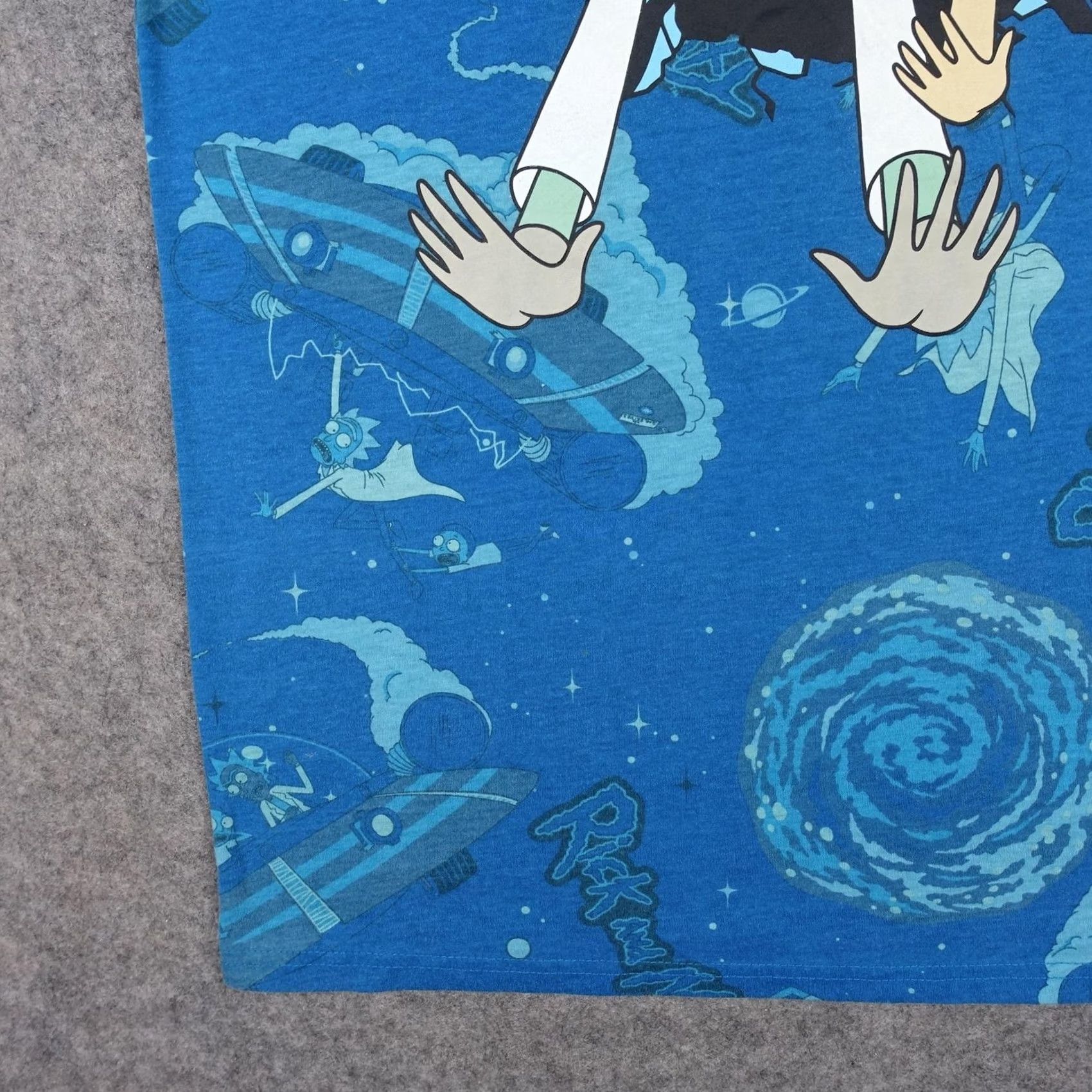 Gloverall Rick And Morty Shirt Mens Medium Blue Portal Rick Morty All Over Graphic Tee AOP Size US M / EU 48-50 / 2 - 5 Thumbnail