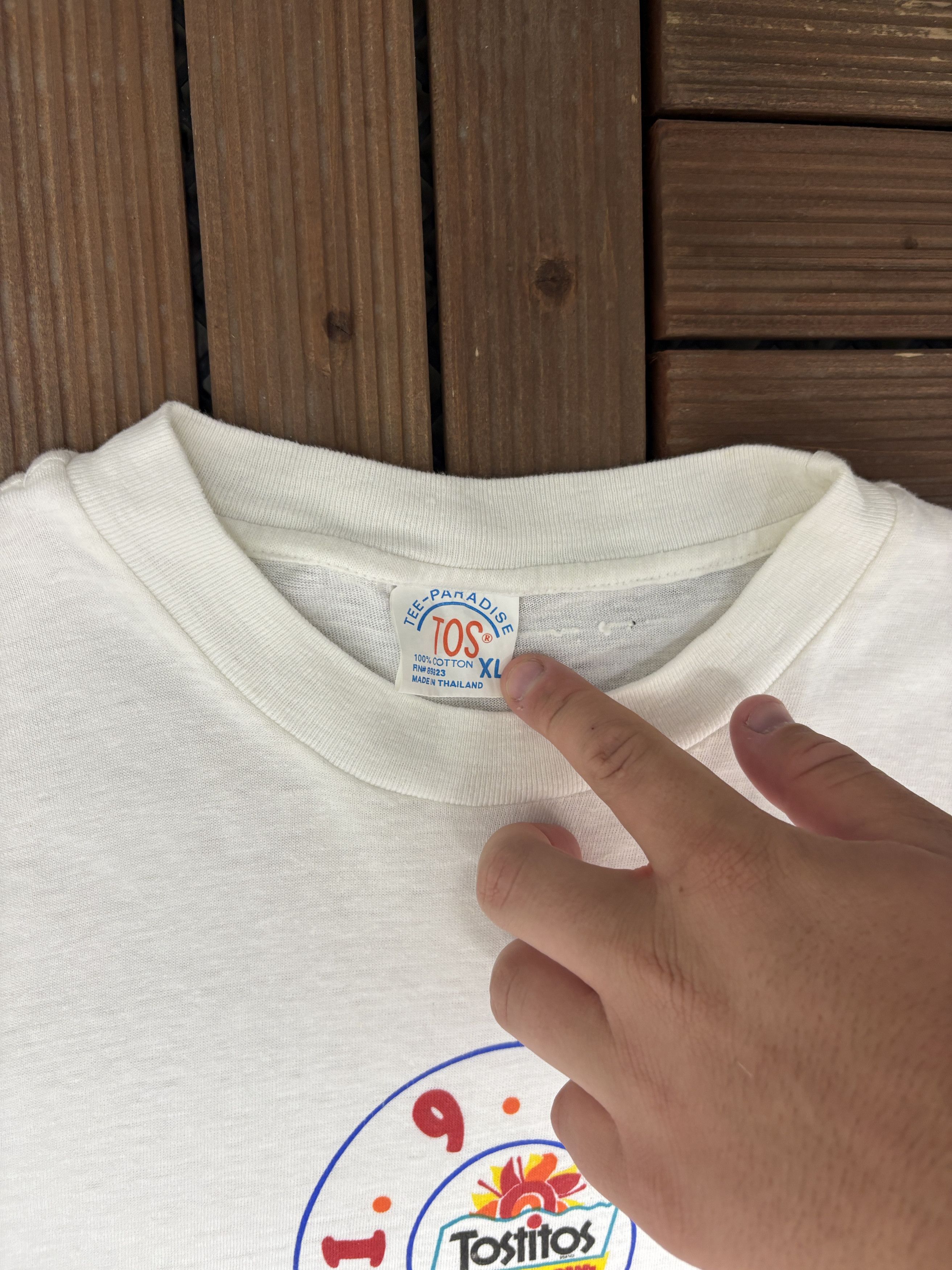 Vintage 9Florida Gators Fiesta Bowl 1996 Vintage White T-Shirt Size US XL / EU 56 / 4 - 5 Thumbnail