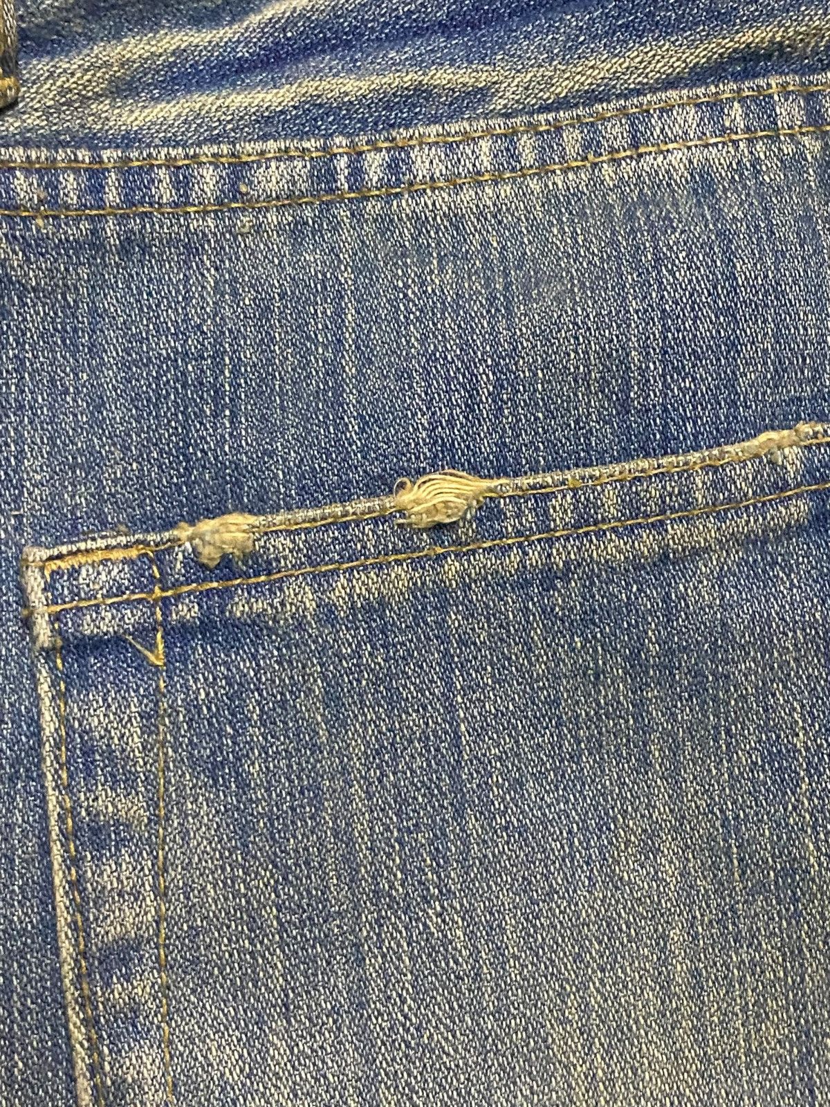 Japanese Brand Vintage Japanese Brand Mud Wash Distressed Loose Jeans Size US 32 / EU 48 - 14 Thumbnail