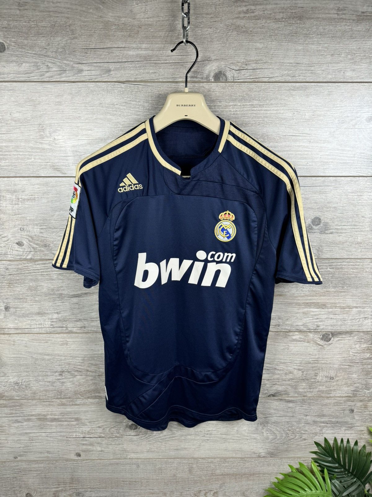 Adidas × Vintage Adidas Real Madrid 2007 Raul Away Saturdays Soccer jersey Size US S / EU 44-46 / 1 - 7 Thumbnail