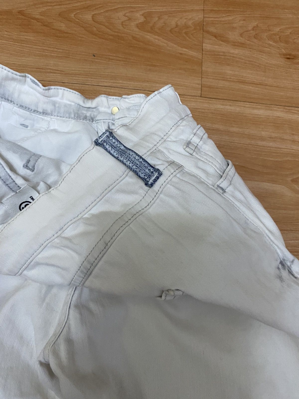 Maison Margiela Maison Margiela Distressed White Denim Jeans very rare Size US 29 - 7 Thumbnail
