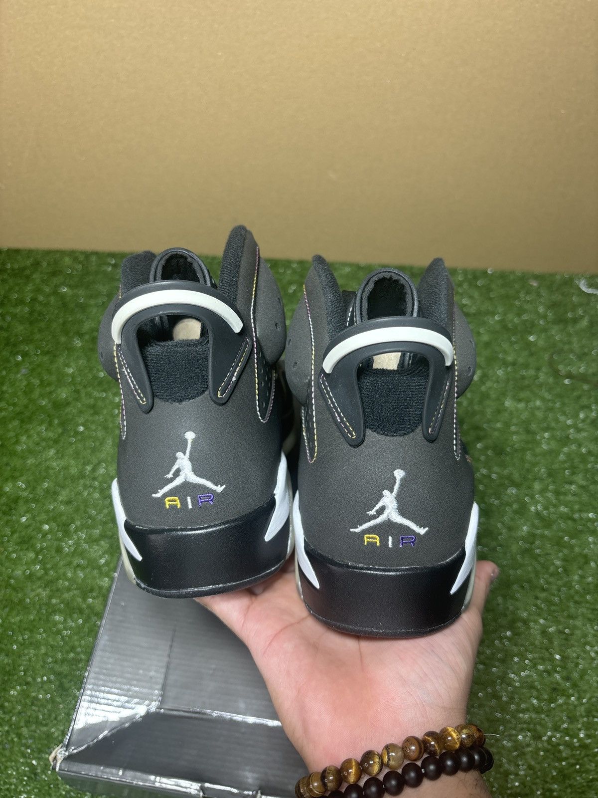 Jordan Brand Jordan 6 lakers 2010 Size US 9 / EU 42 - 7 Thumbnail