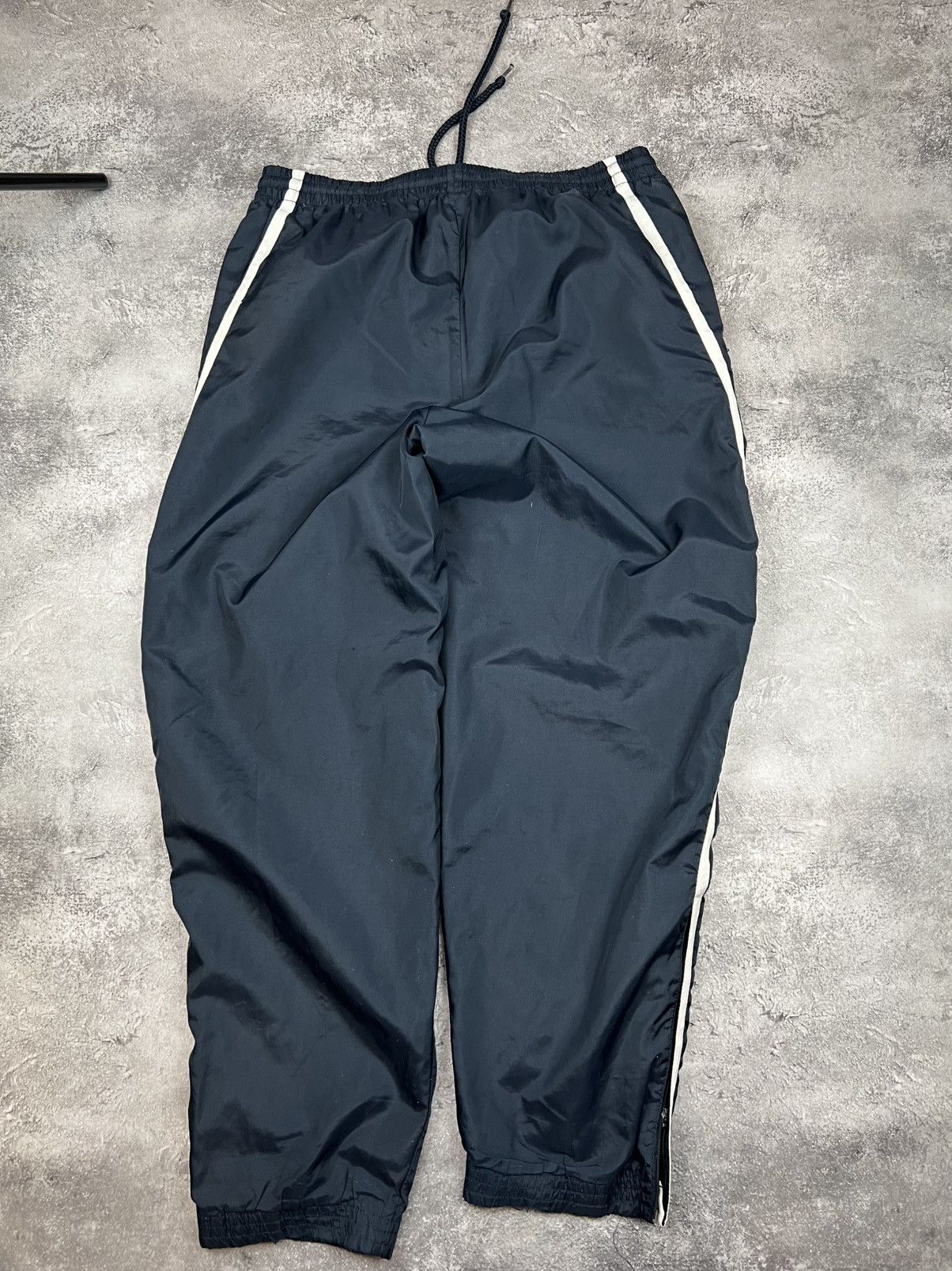 Nike Vintage Nike Black Sweatpants Mens Size US 34 / EU 50 - 8 Thumbnail