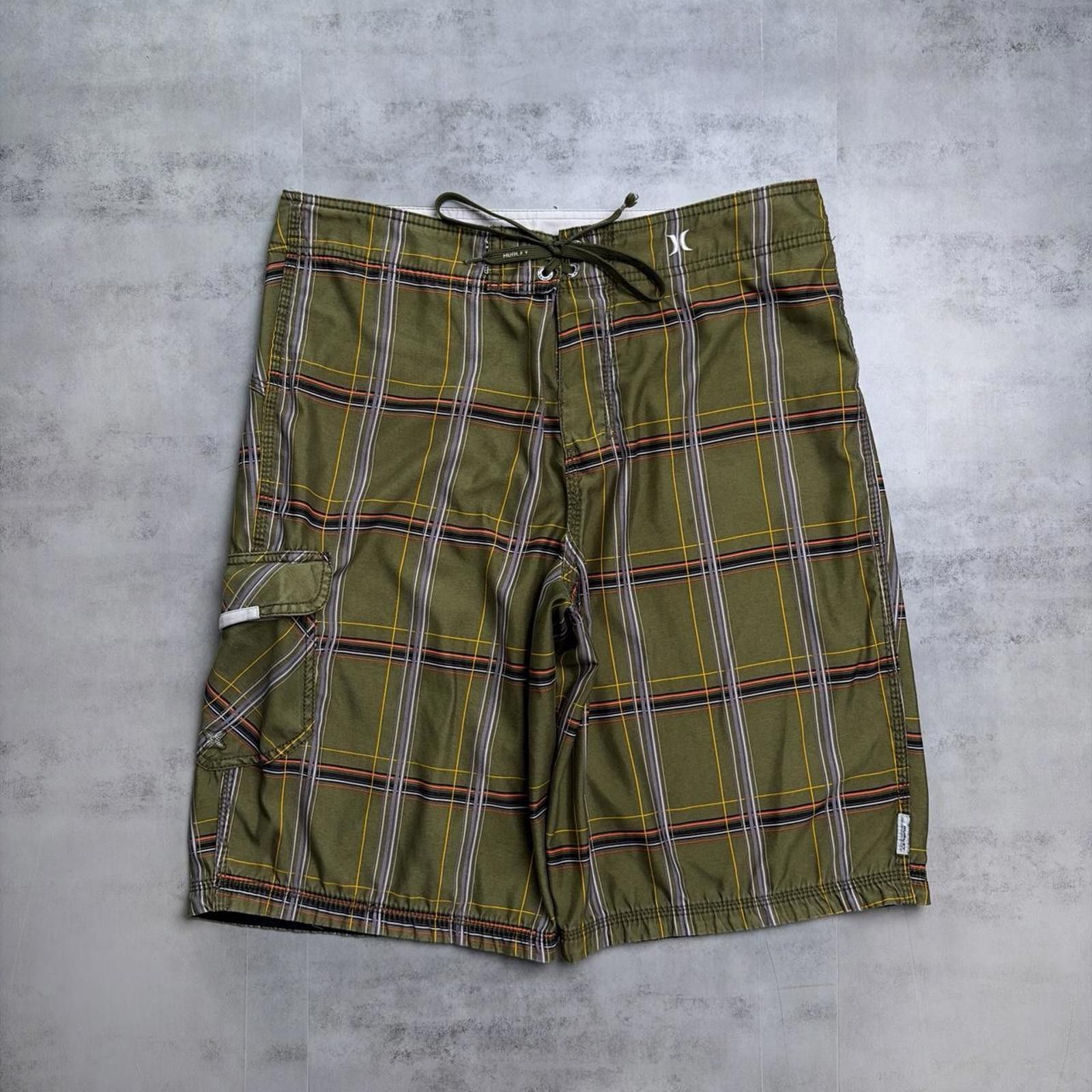 Hurley Y2K Green Hurley Grunge Plaid Baggy Surf Board Shorts Size US 34 / EU 50 - 1 Thumbnail