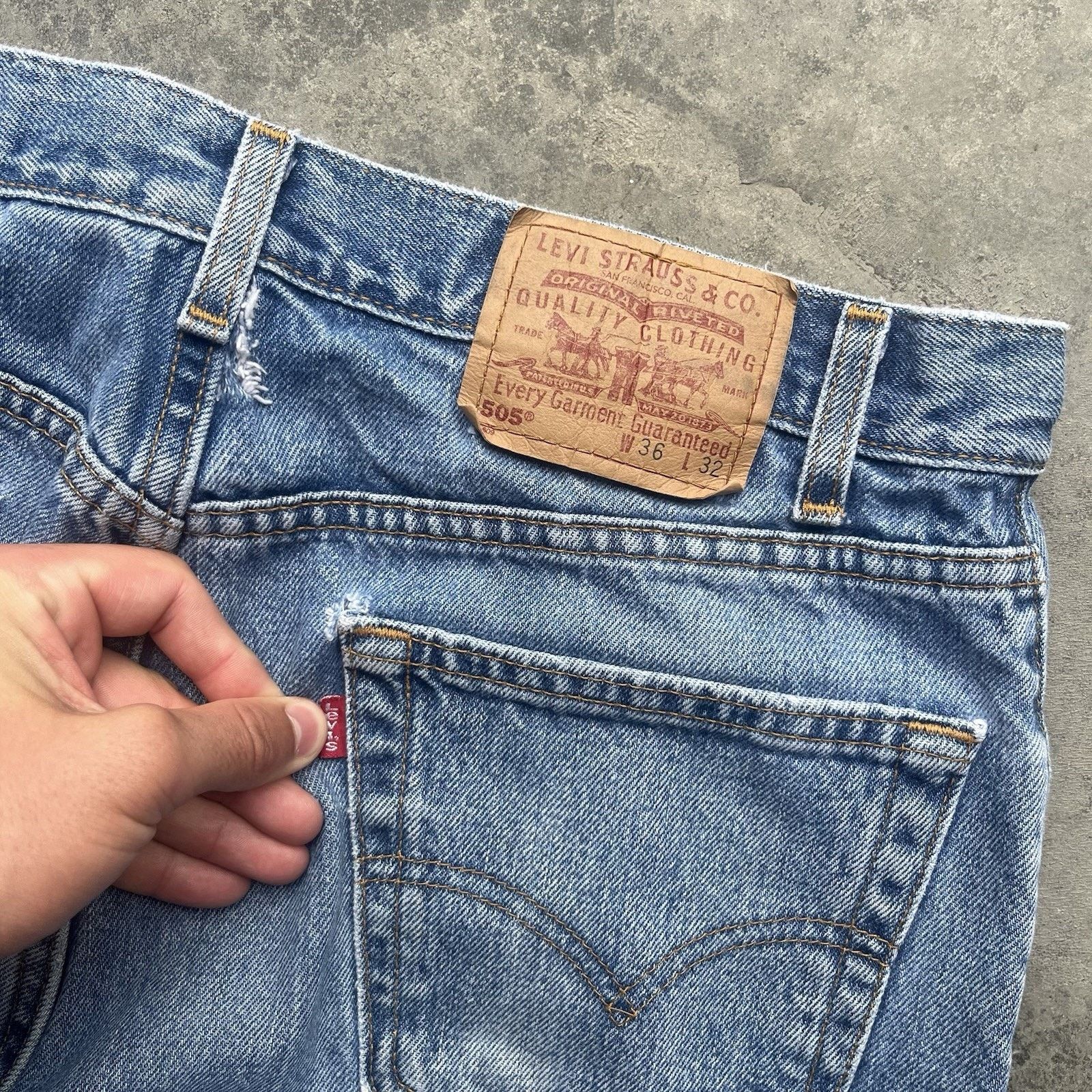 Levi's Vintage 90s Levi’s 505 Jeans Mens 36 X 32 Straight Fit Weste Size US 36 / EU 52 - 3 Thumbnail
