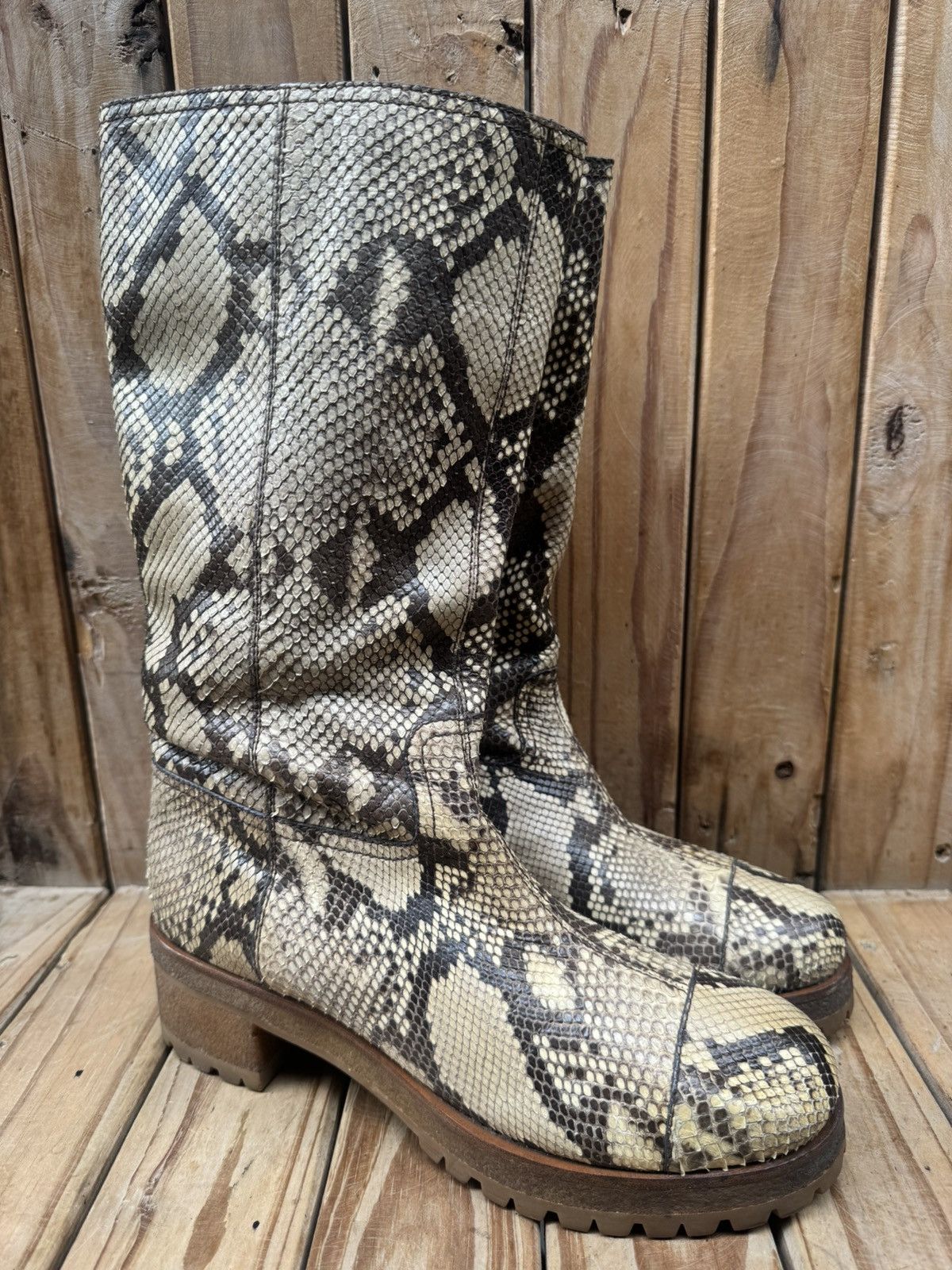 Prada Prada Milano exotic Snake skin Pull on leather boots EUR 38 Size US 8 / IT 38 - 25 Thumbnail